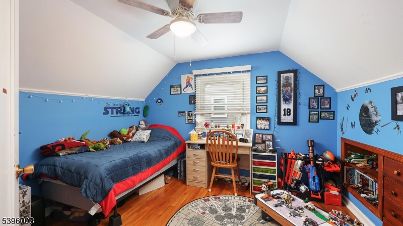 Cranford Twp., New Jersey, 07016, United States, 4 Bedrooms Bedrooms, ,2 BathroomsBathrooms,Residential,For Sale,1989171