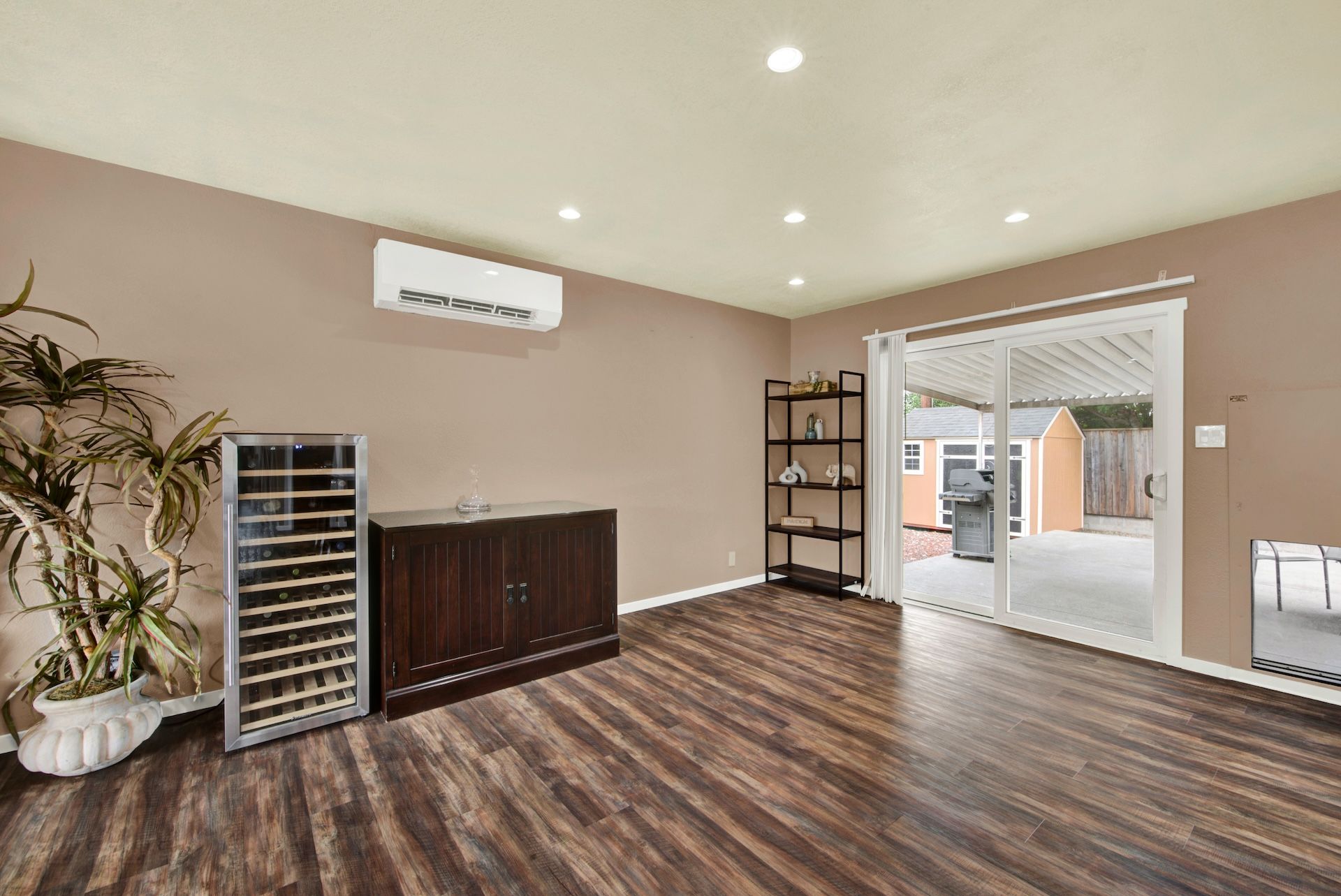  Wonderfully Updated Browns Valley Home - 物件實景