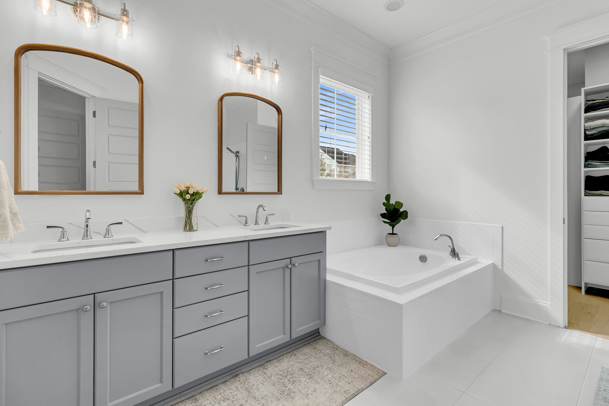  2648 Augustus Street - 物件實景