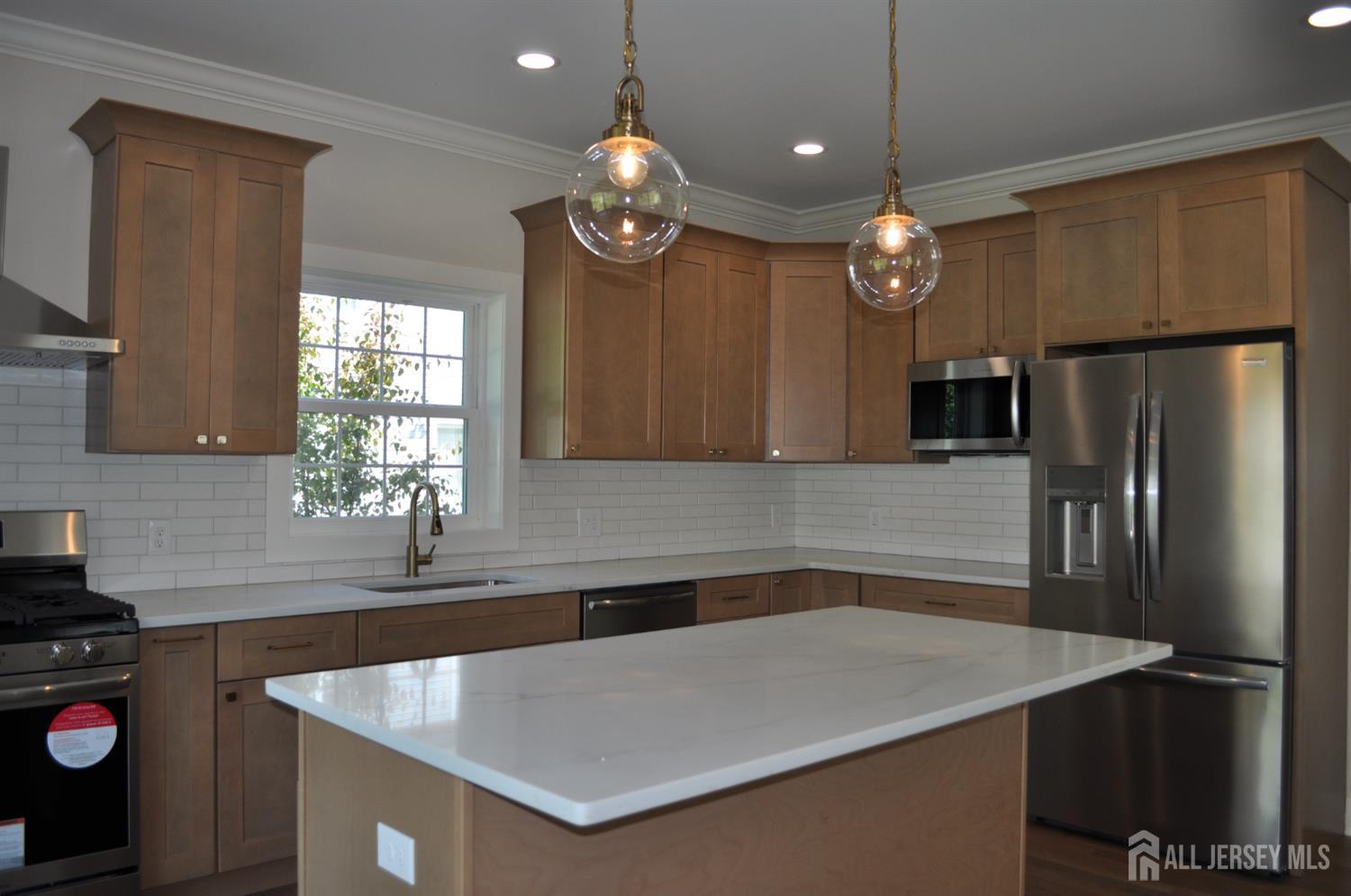 Woodbridge, New Jersey, 07095, United States, 4 Bedrooms Bedrooms, ,4 BathroomsBathrooms,Residential,For Sale,1920305