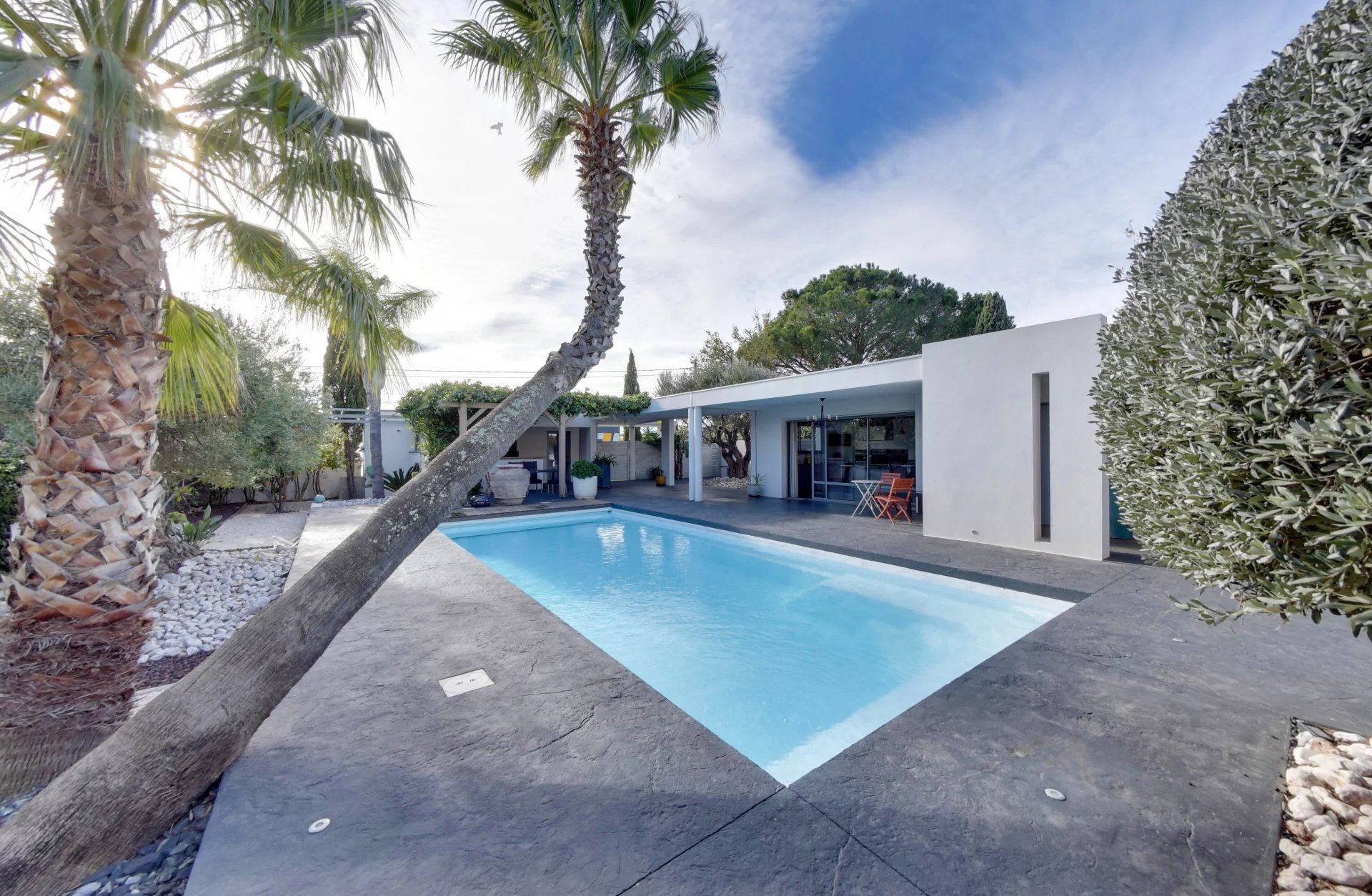 Perpignan, Occitanie, 66000, FR, 3 Bedrooms Bedrooms, ,3 BathroomsBathrooms,Residential,For Sale,2000722