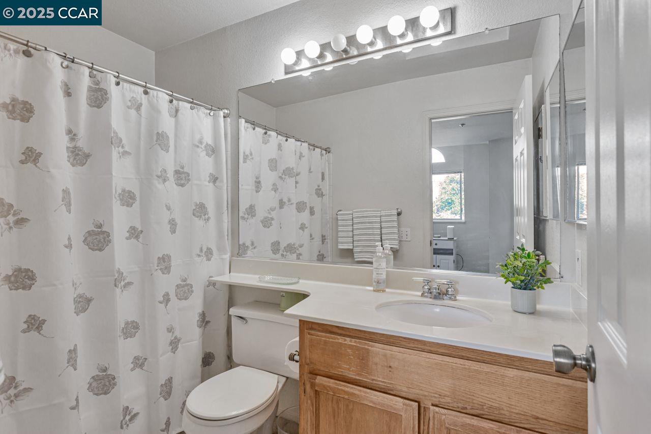 Vallejo, California, 94591, United States, 2 Bedrooms Bedrooms, ,2 BathroomsBathrooms,Residential,For Sale,1805503
