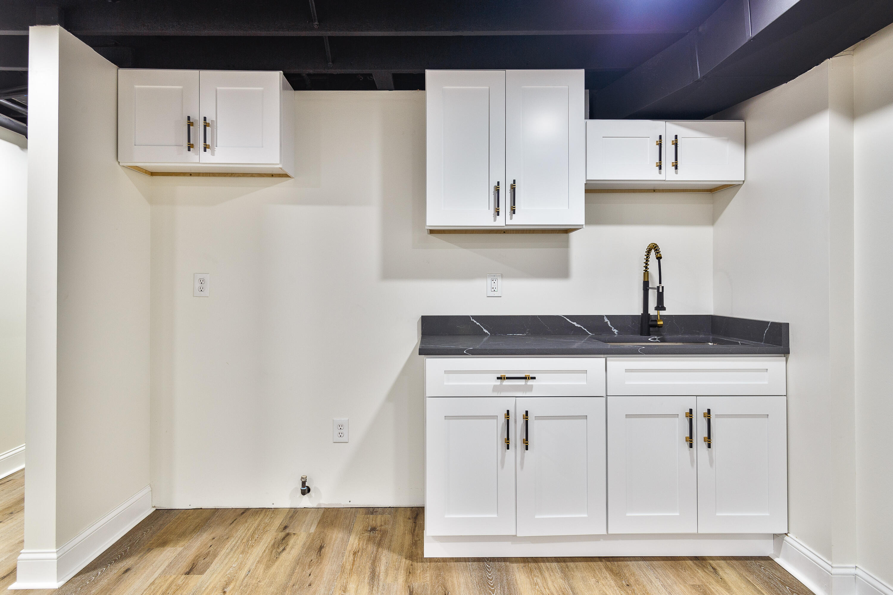 Crown Point, Indiana, 46307, United States, 5 Bedrooms Bedrooms, ,3 BathroomsBathrooms,Residential,For Sale,1946905