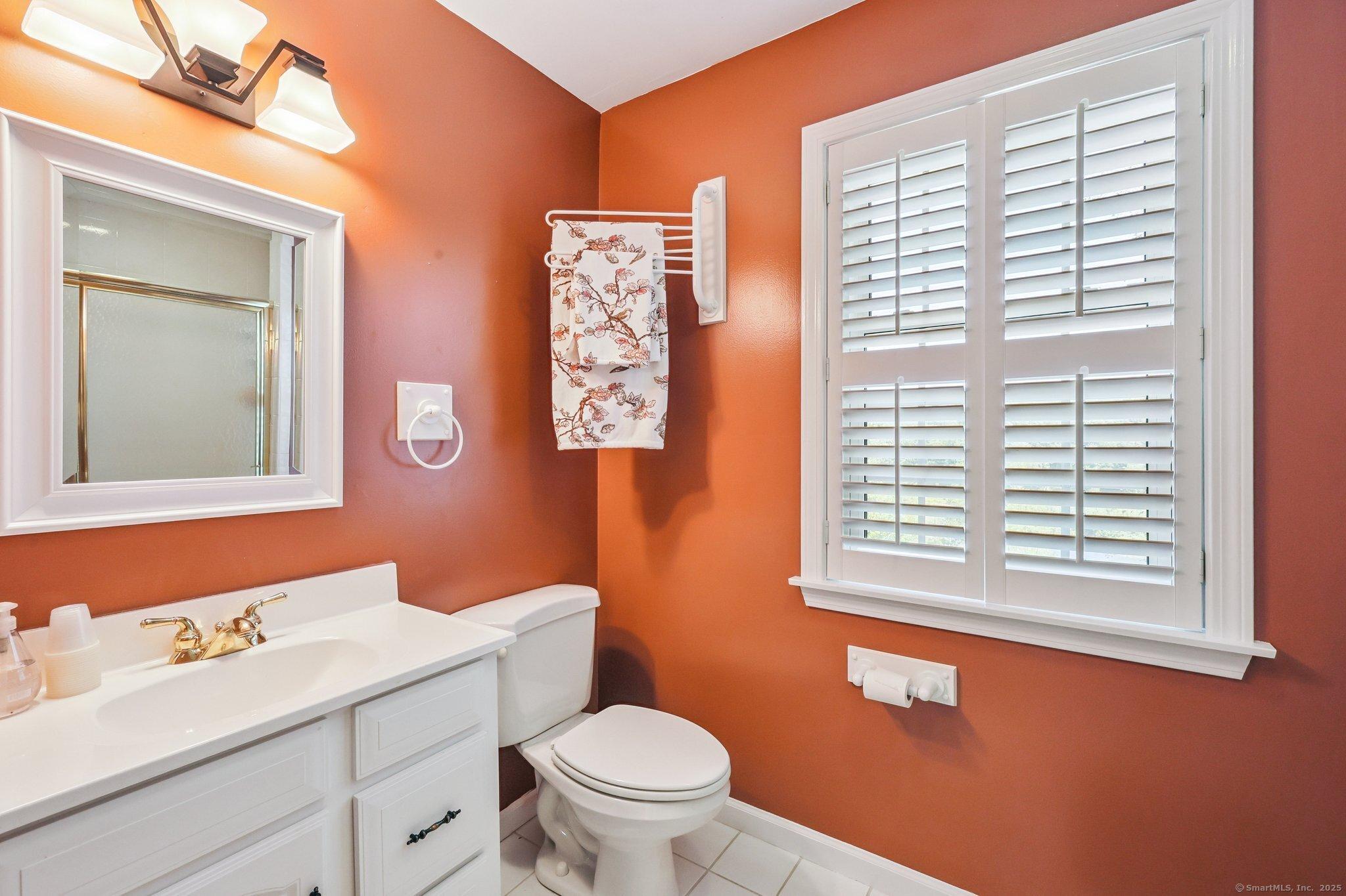 Westbrook, Connecticut, 06498, United States, 5 Bedrooms Bedrooms, ,6 BathroomsBathrooms,Residential,For Sale,1937602