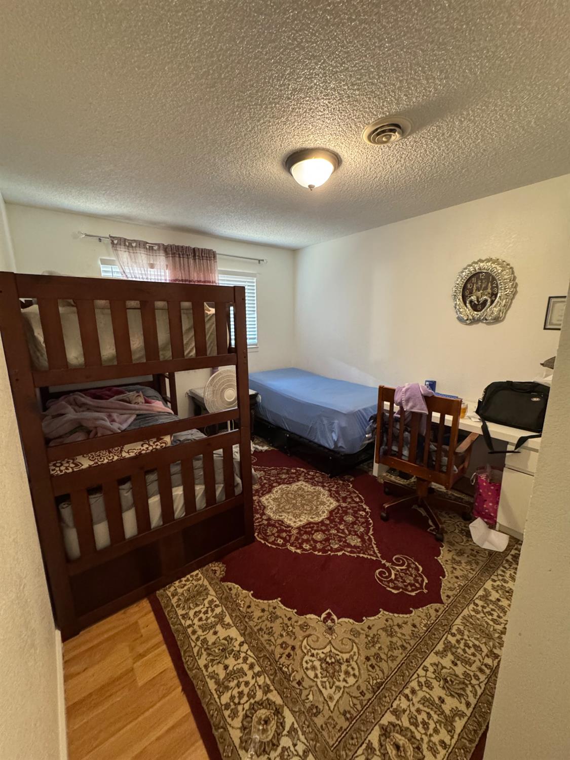 Yuba City, California, 95991-2504, United States, 6 Bedrooms Bedrooms, ,4 BathroomsBathrooms,Residential,For Sale,1920010