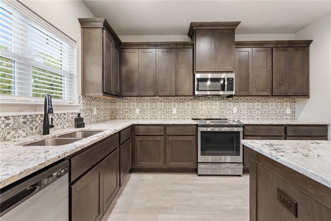 College Station, Texas, 77845, United States, 4 Bedrooms Bedrooms, ,3 BathroomsBathrooms,Residential,For Sale,1976837