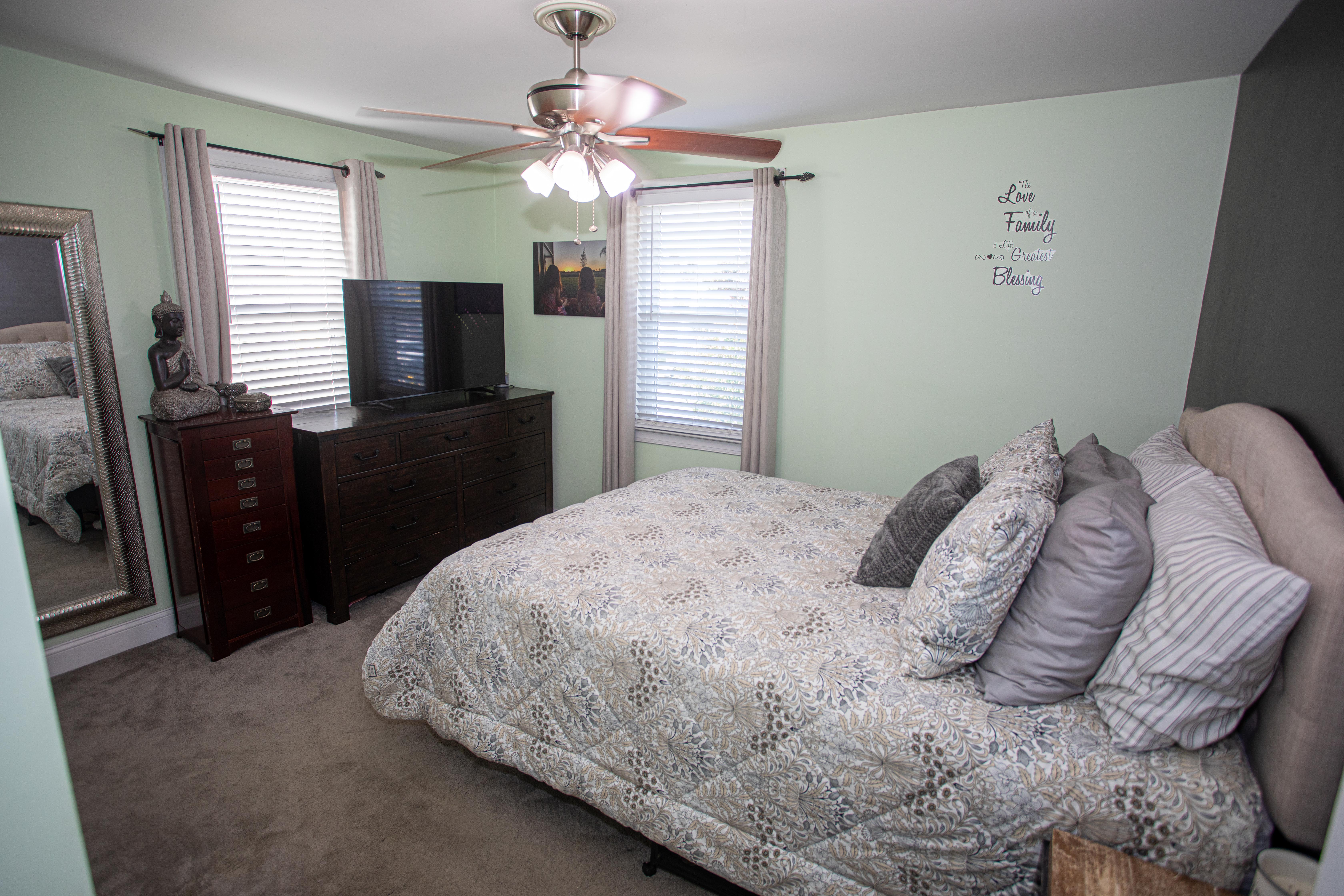Sayreville, New Jersey, 08879, United States, 4 Bedrooms Bedrooms, ,2 BathroomsBathrooms,Residential,For Sale,1943409