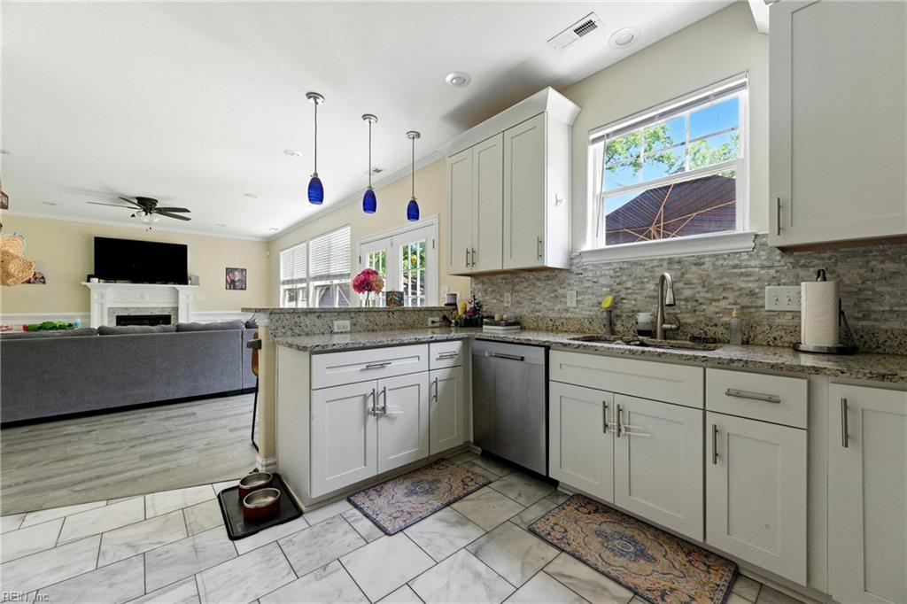 Hampton Va, Virginia, 23664, United States, 4 Bedrooms Bedrooms, ,3 BathroomsBathrooms,Residential,For Sale,1907566