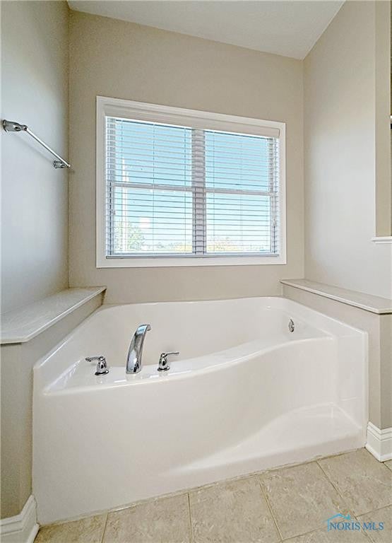 McComb, Ohio, 45858, United States, 4 Bedrooms Bedrooms, ,4 BathroomsBathrooms,Residential,For Sale,1983927