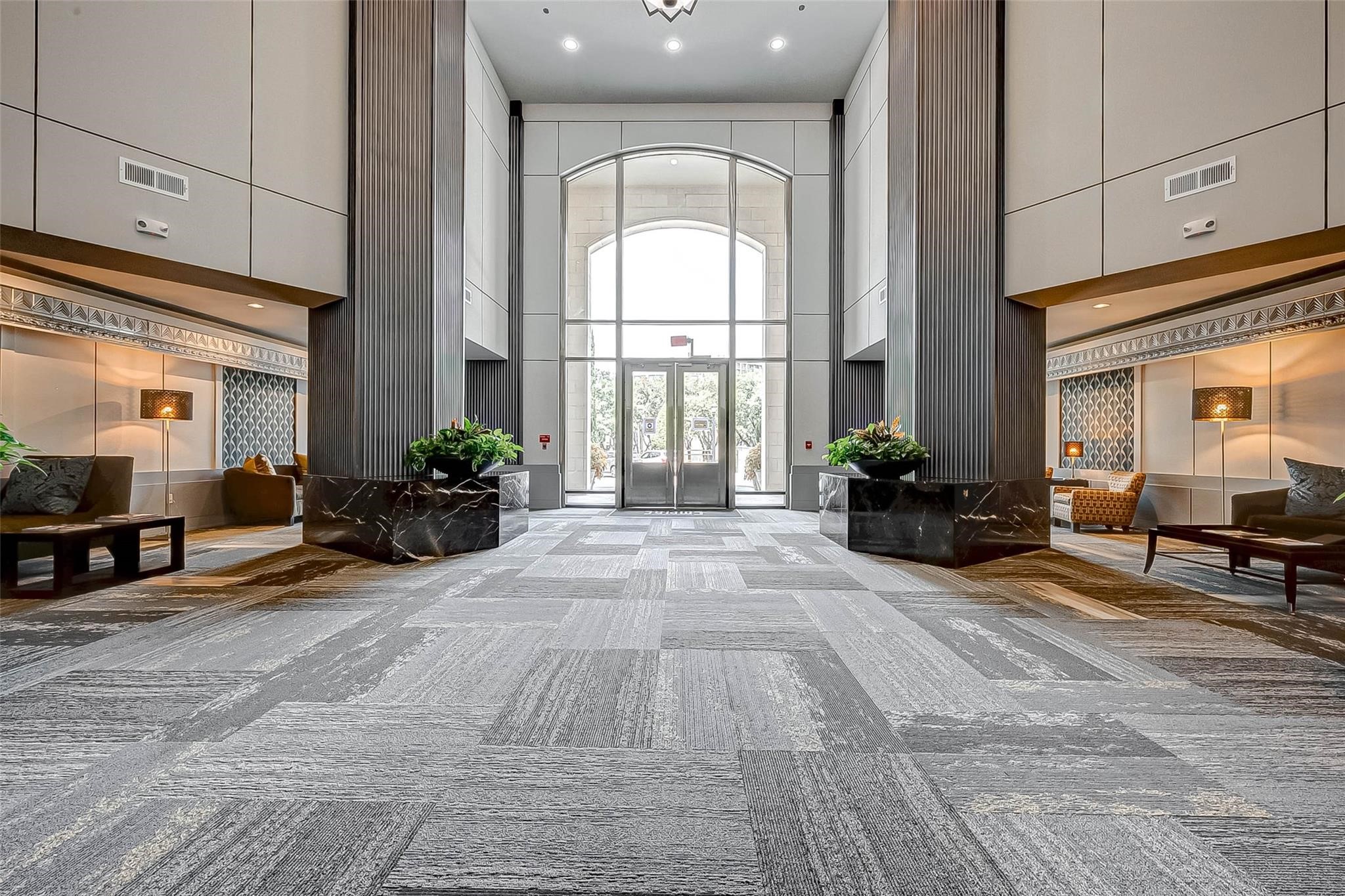  5005 Hidalgo Street #210 - 物件實景