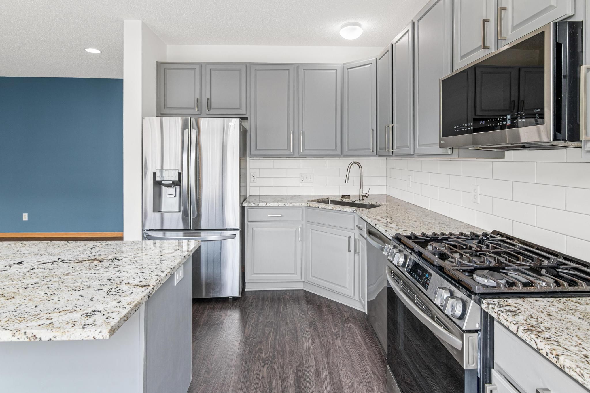  Beautifully Updated Living Near Downtown Robbinsdale - 物件實景