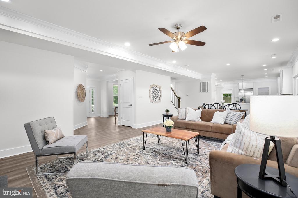 Fredericksburg, Virginia, 22408, United States, 4 Bedrooms Bedrooms, ,4 BathroomsBathrooms,Residential,For Sale,1737760