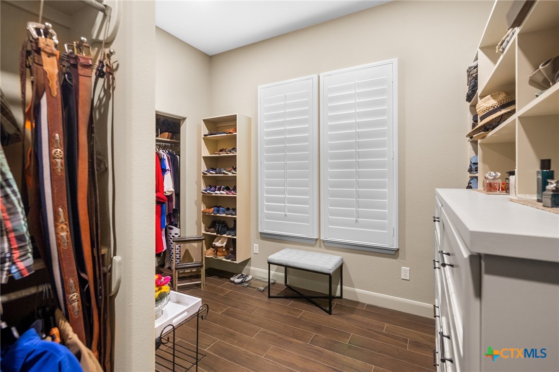 166 Post Oak Bend, Inez, Texas, 77968, United States, 5 Bedrooms Bedrooms, ,6 BathroomsBathrooms,Residential,For Sale,166 Post Oak Bend,1548599