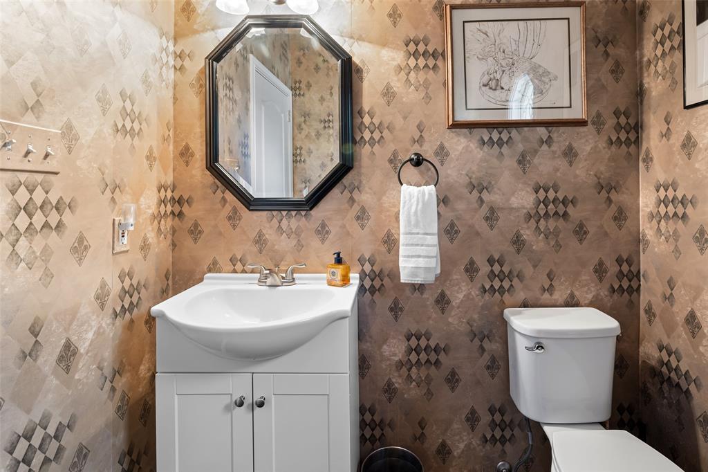 Granbury, Texas, 76049, United States, 3 Bedrooms Bedrooms, ,3 BathroomsBathrooms,Residential,For Sale,1816567