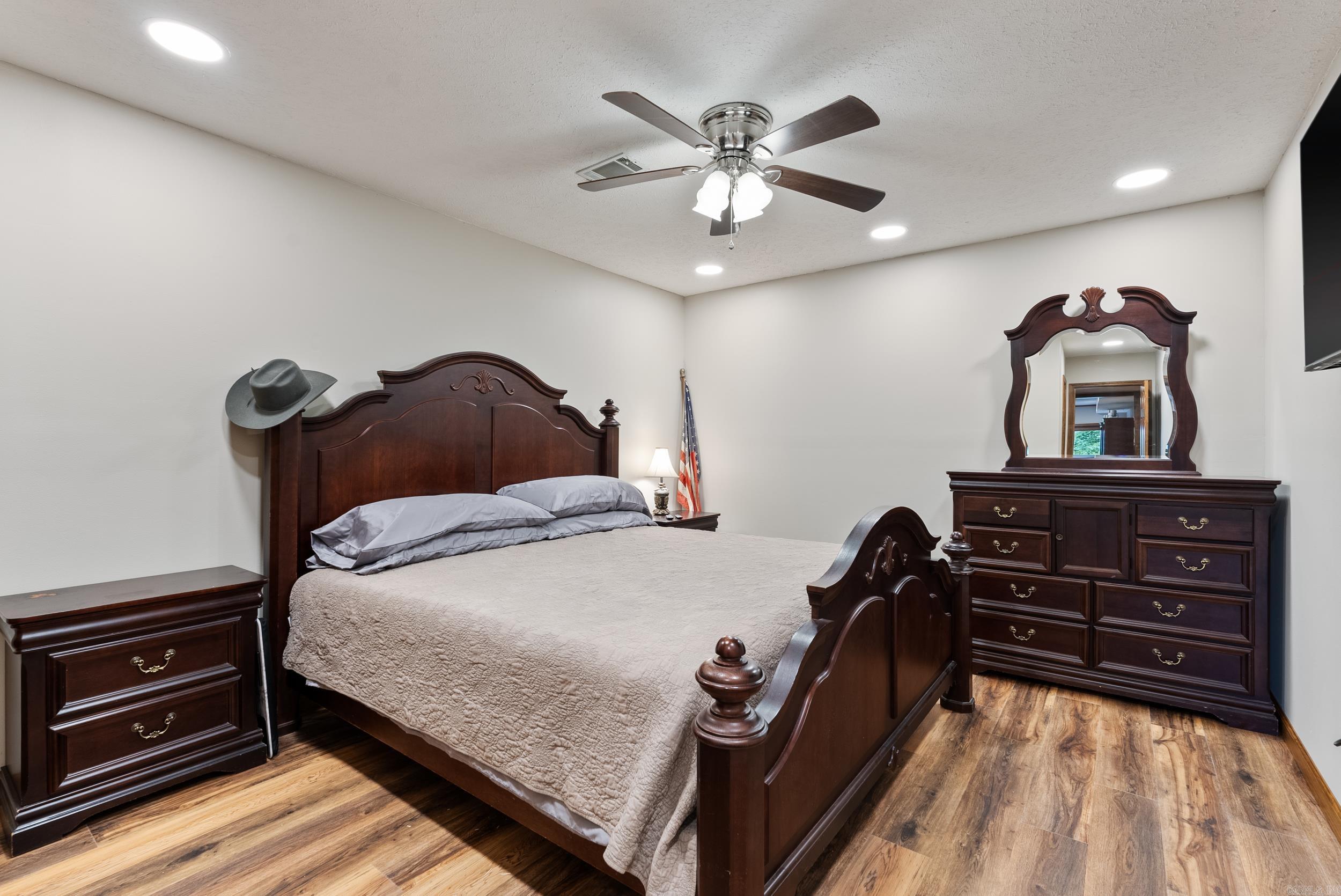 1360 stanley russ RD, Conway, Arkansas, 72034, United States, 5 Bedrooms Bedrooms, ,5 BathroomsBathrooms,Residential,For Sale,1360 stanley russ RD,1629163