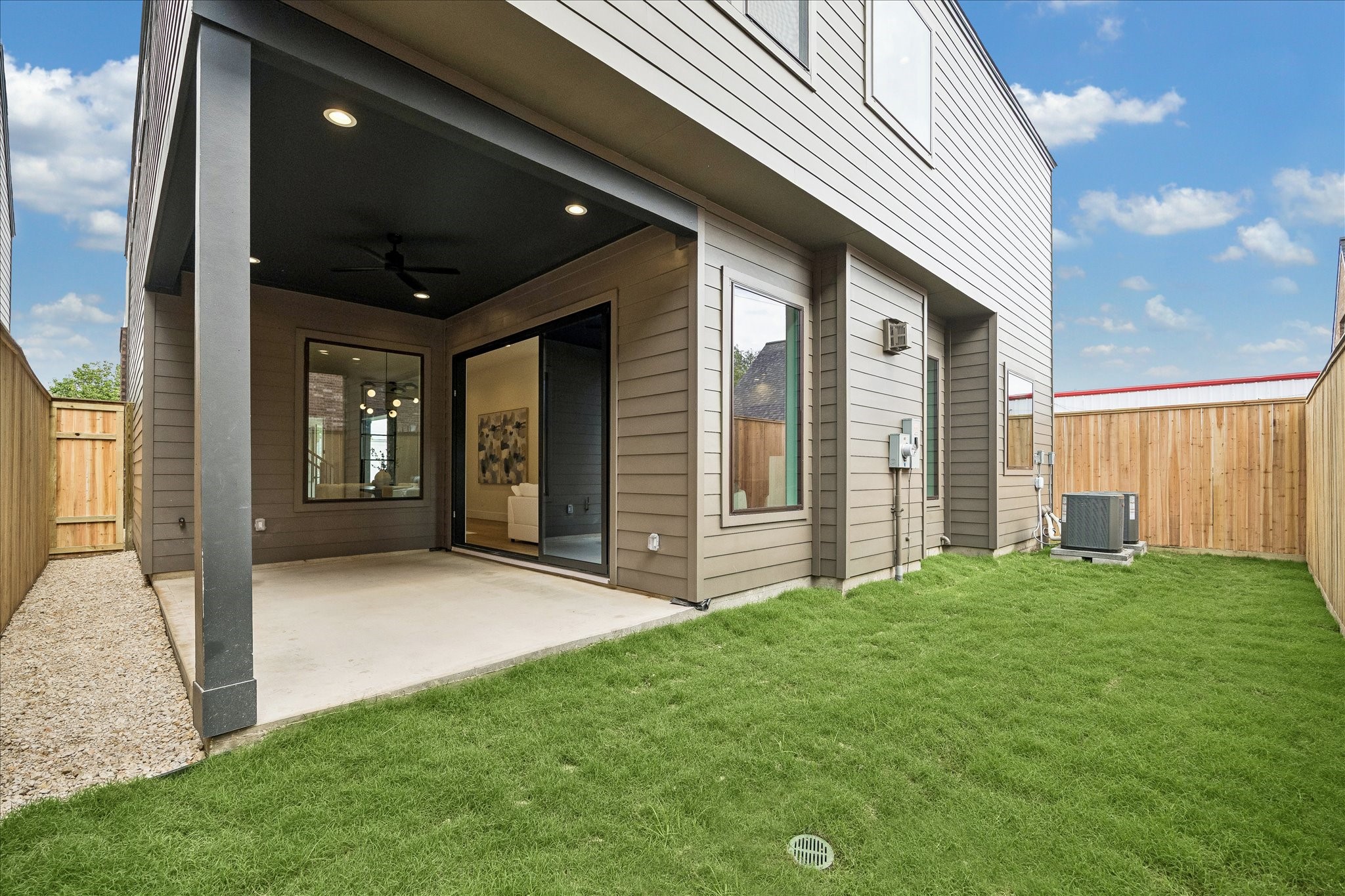  335 Harvard Street - 物件實景