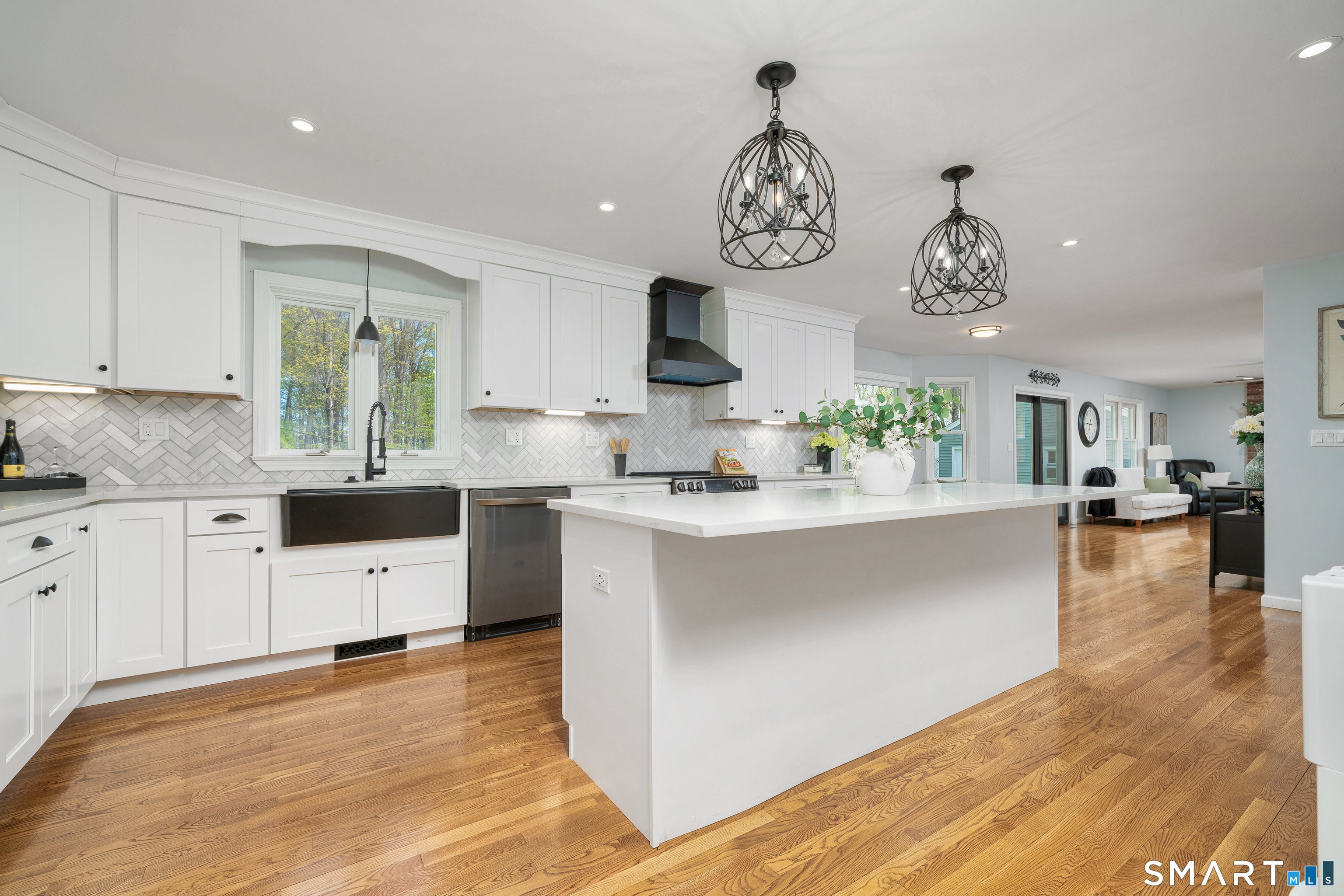 Middletown, Connecticut, 06457, United States, 5 Bedrooms Bedrooms, ,5 BathroomsBathrooms,Residential,For Sale,2042912