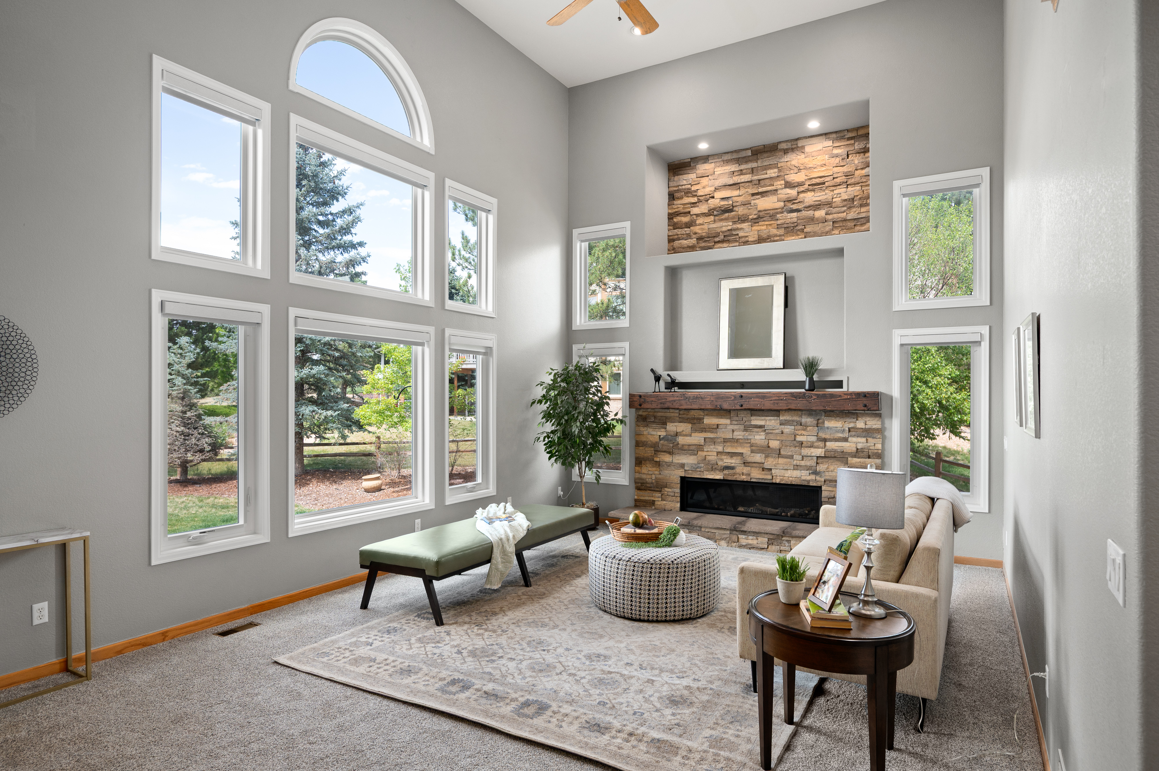  Stunning 5 bed, 5 bath home loaded with upgrades and improvements - 物件實景