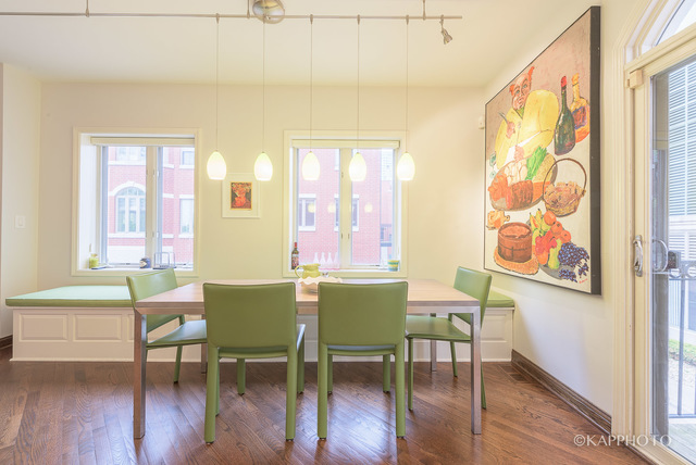 310 E 18th St, Chicago, Illinois, 60616, United States, 3 Bedrooms Bedrooms, ,4 BathroomsBathrooms,Residential,For Sale,310 E 18th St,1010356