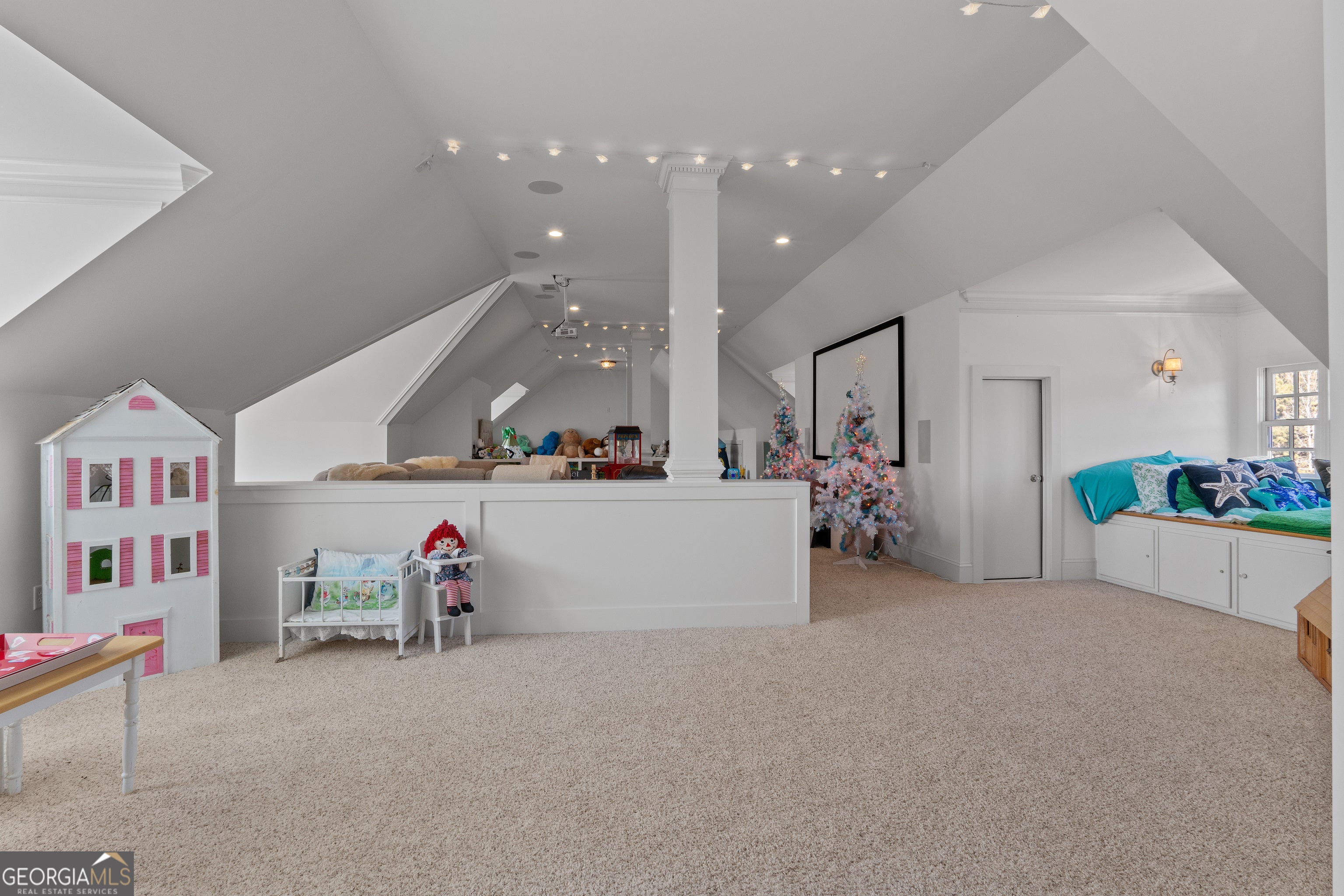 Roopville, Georgia, 30170, United States, 5 Bedrooms Bedrooms, ,5 BathroomsBathrooms,Residential,For Sale,2014555