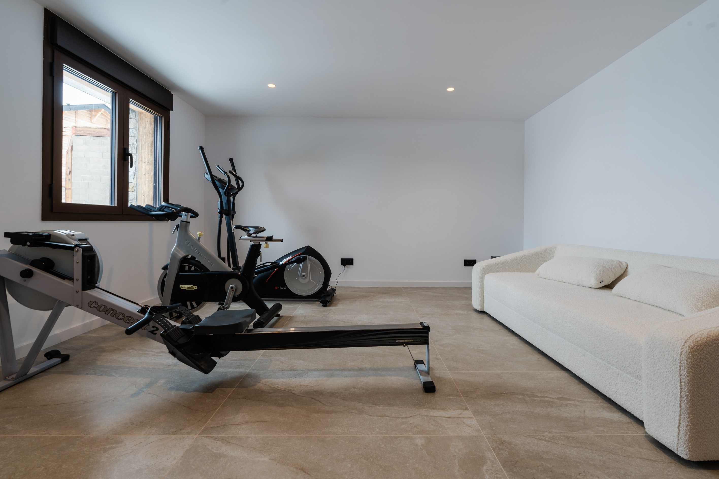  Exceptional New Chalet with Panoramic Views and High-End Features - 物件實景