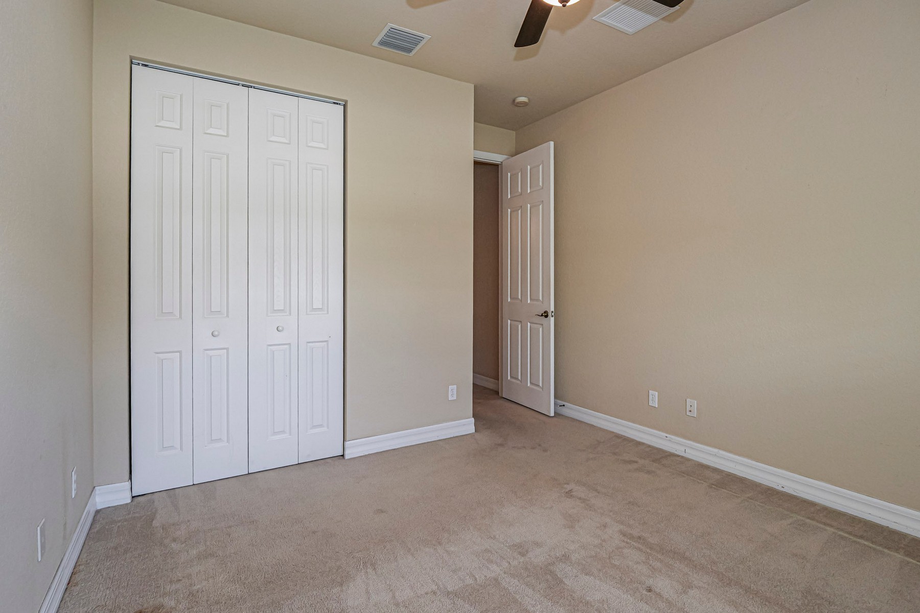  5561 57th Way, Vero Beach, FL, 32967 - 物件實景