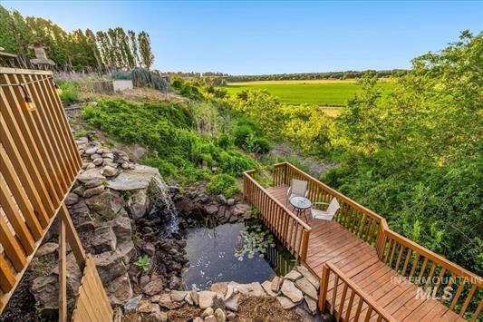 Caldwell, Idaho, 83605, United States, 2 Bedrooms Bedrooms, ,3 BathroomsBathrooms,Residential,For Sale,1979980