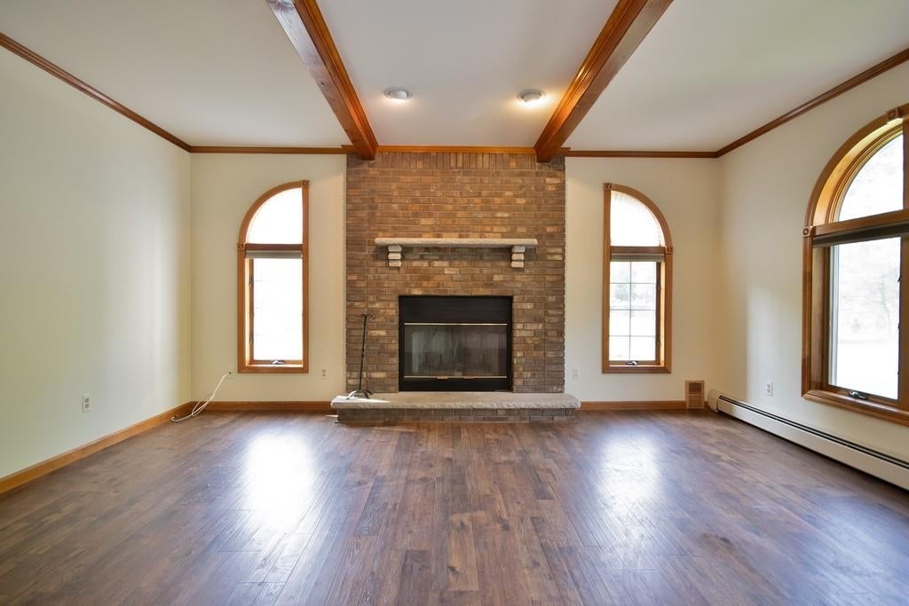 Florida, New York, 10921, United States, 4 Bedrooms Bedrooms, ,3 BathroomsBathrooms,Residential,For Sale,1944885
