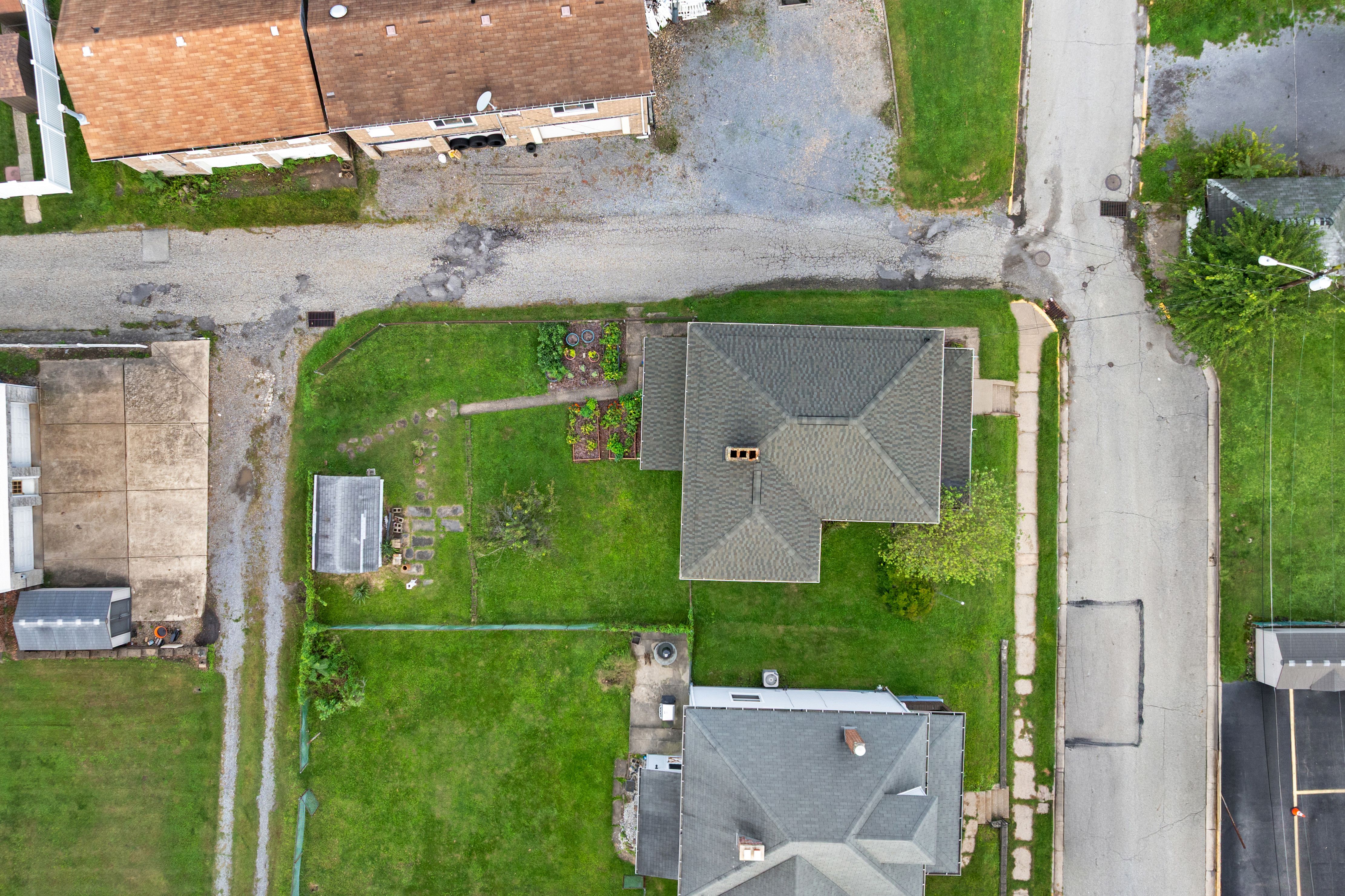  925 Walnut Street, Springdale, PA 15221 - 物件實景