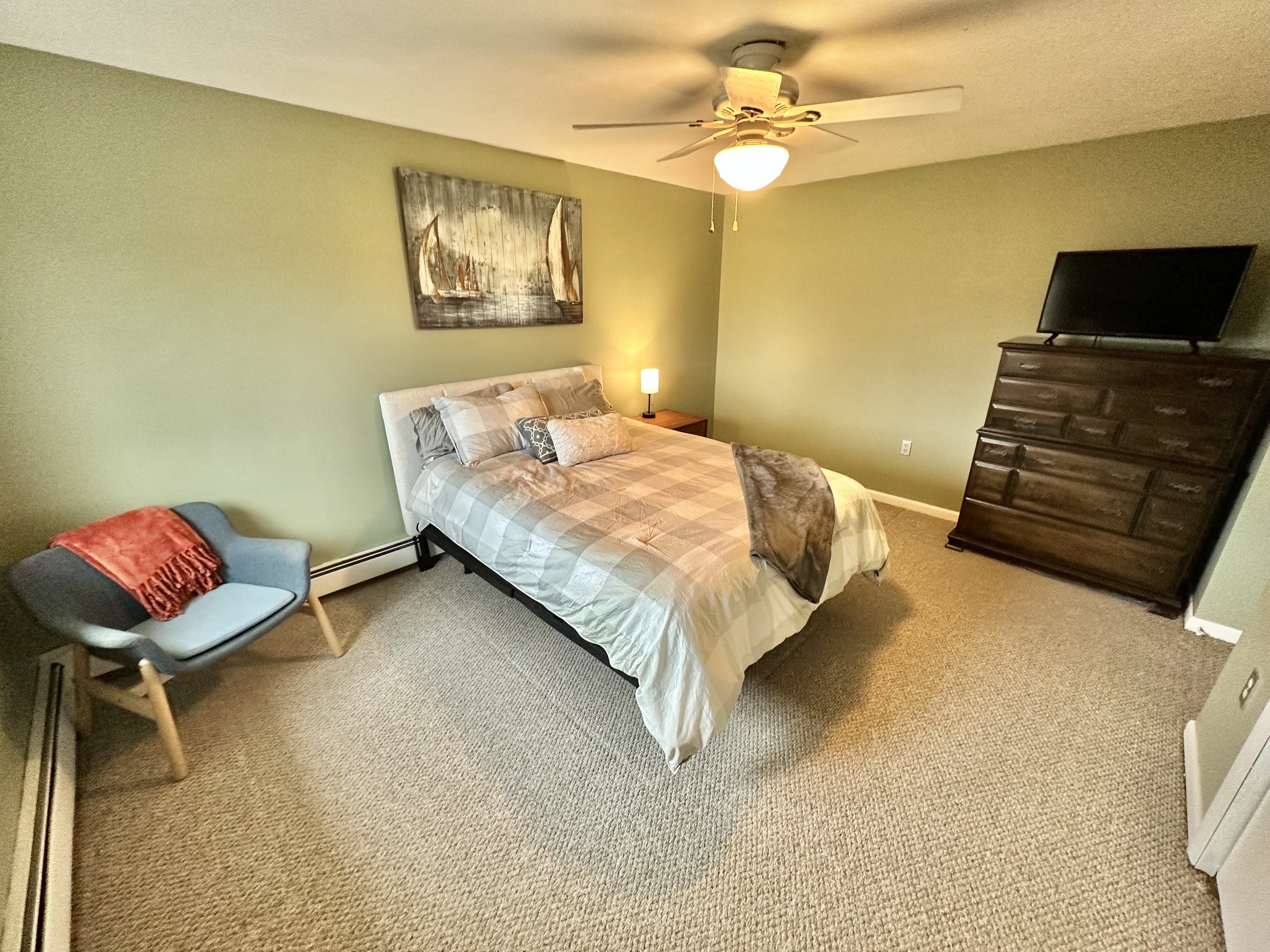 Narragansett, Rhode Island, 02882, United States, 4 Bedrooms Bedrooms, ,2 BathroomsBathrooms,Residential,For Sale,2049265