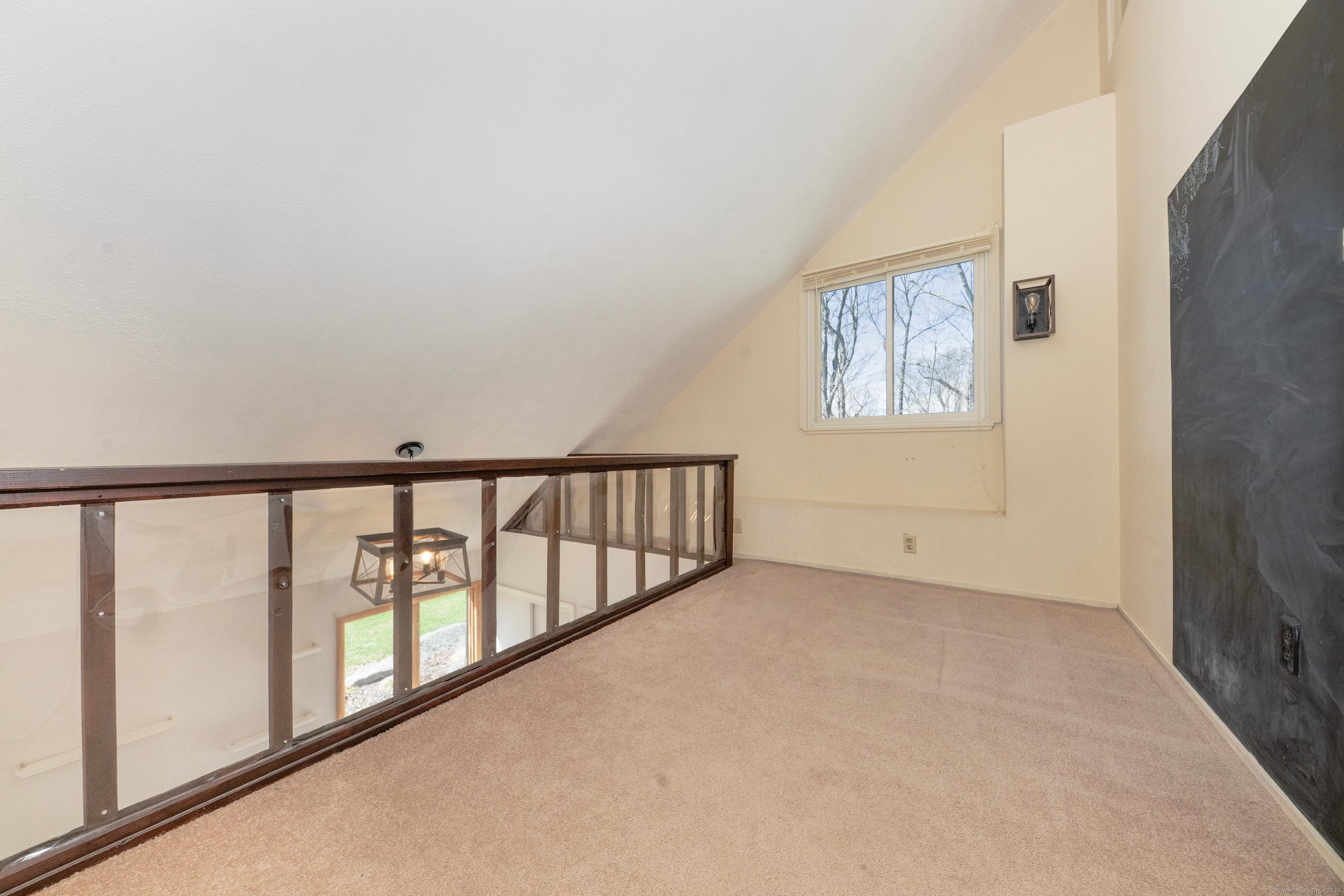 Guilford, Connecticut, 06437, United States, 3 Bedrooms Bedrooms, ,2 BathroomsBathrooms,Residential,For Sale,1935786