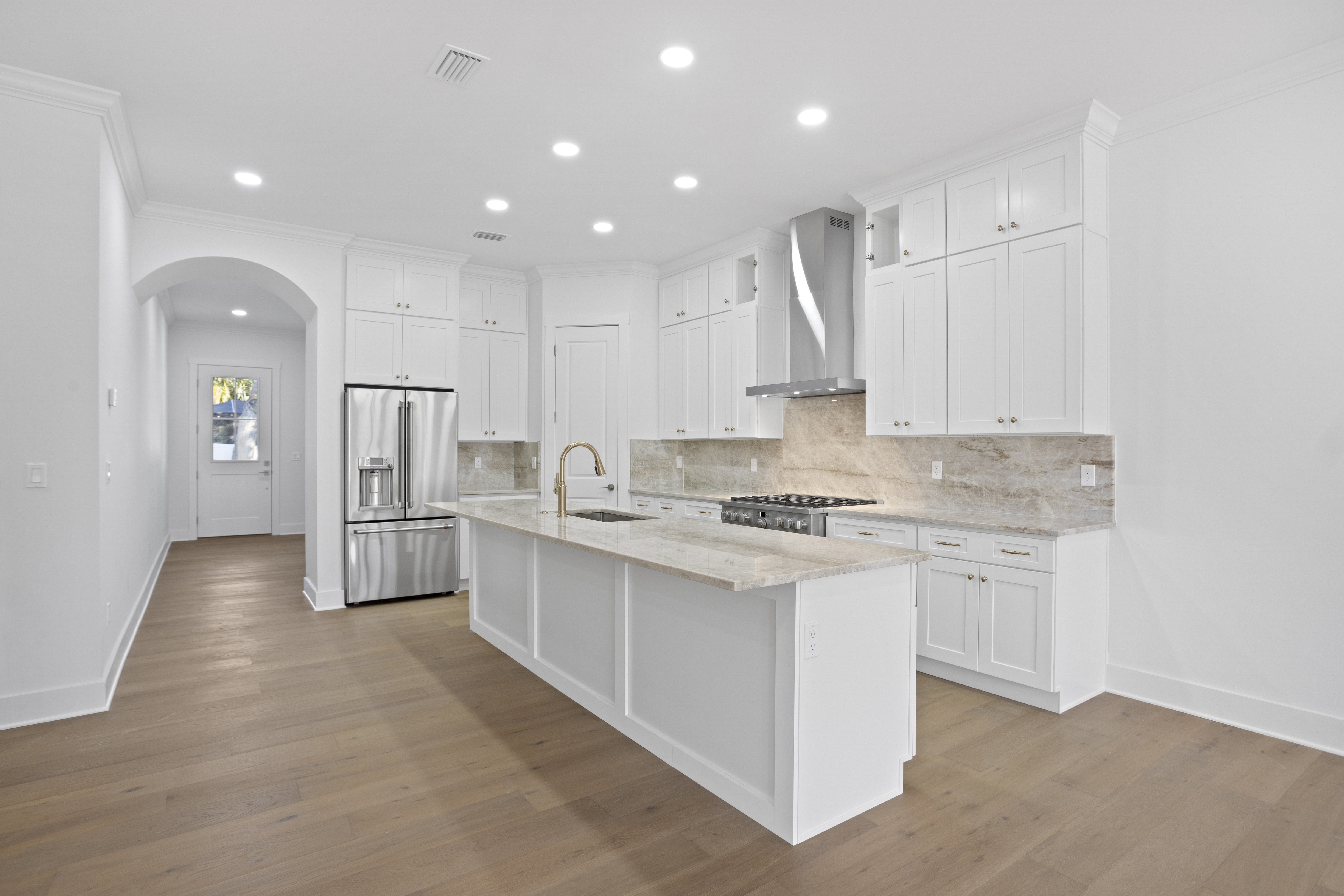 Tampa, Florida, 33611, United States, 4 Bedrooms Bedrooms, ,3 BathroomsBathrooms,Residential,For Sale,1977449