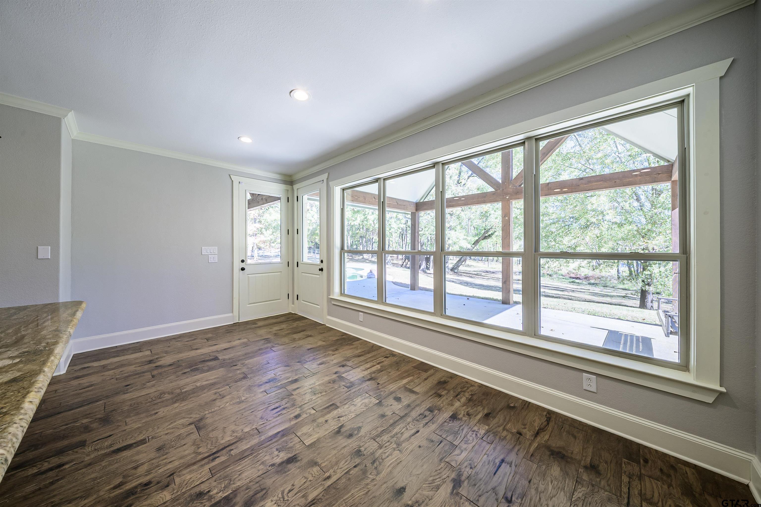 Lindale, Texas, 75771, United States, 4 Bedrooms Bedrooms, ,4 BathroomsBathrooms,Residential,For Sale,1992083