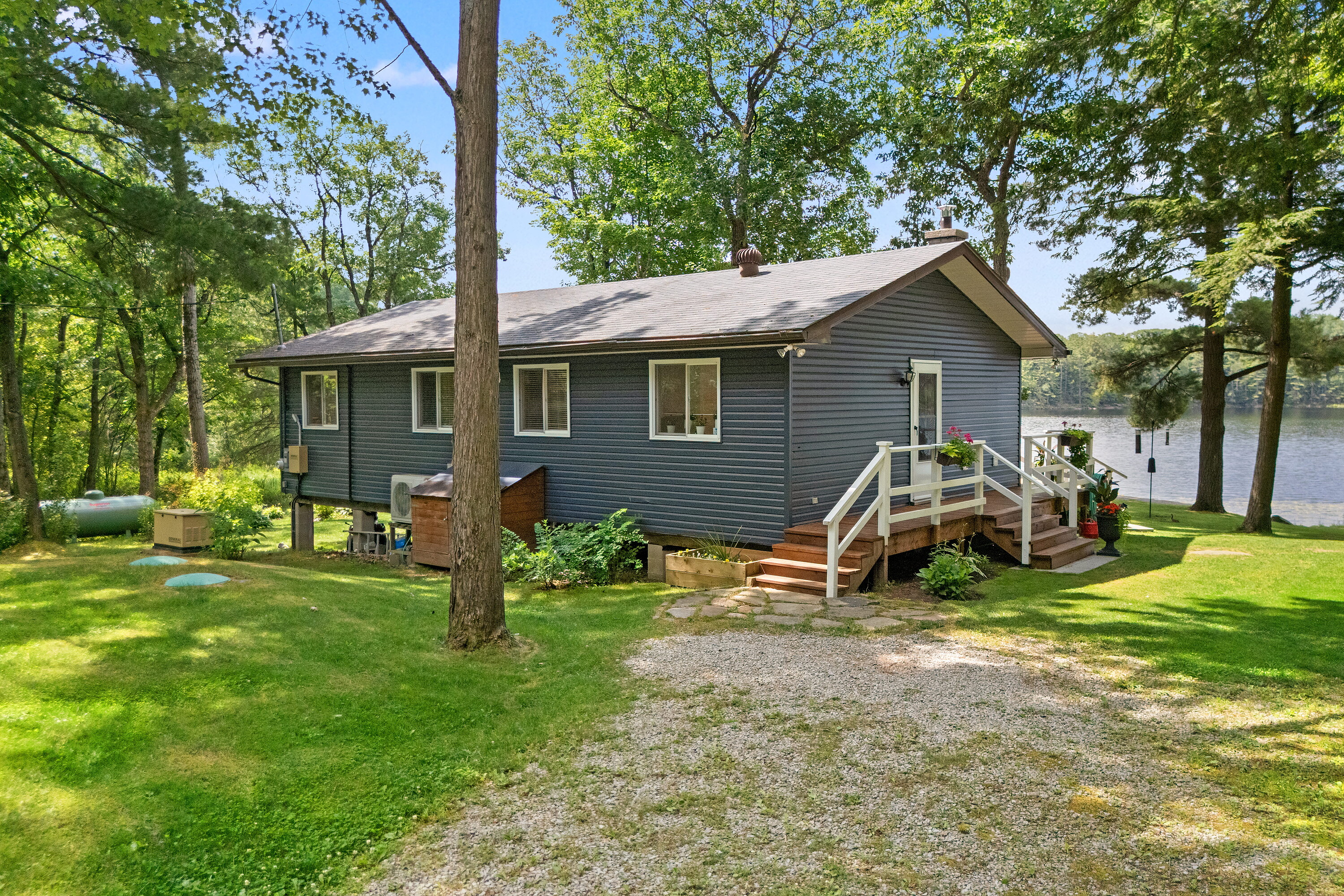  Gibson Lake Family Cottage - 物件實景