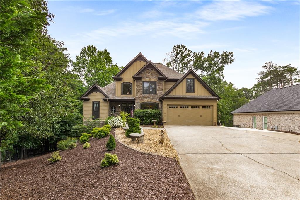 Gainesville, Georgia, 30506, United States, 4 Bedrooms Bedrooms, ,3 BathroomsBathrooms,Residential,For Sale,1737543