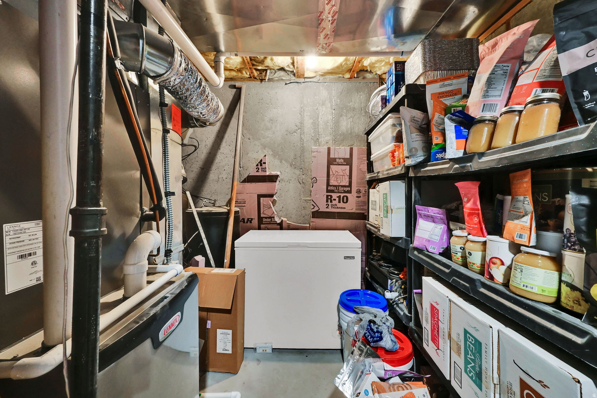 Clinton, Utah, 84015, United States, 5 Bedrooms Bedrooms, ,3 BathroomsBathrooms,Residential,For Sale,1987600