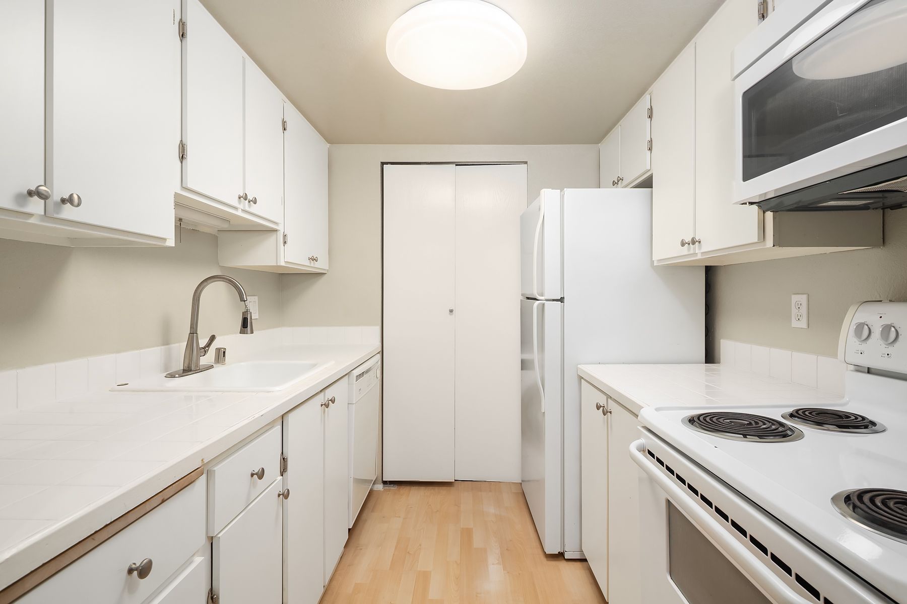  12021 100th Ave NE Unit #C3, Kirkland, WA 98034 - 物件實景