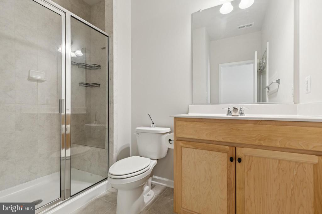 Leesburg, Virginia, 20176, United States, 4 Bedrooms Bedrooms, ,4 BathroomsBathrooms,Residential,For Sale,1983431