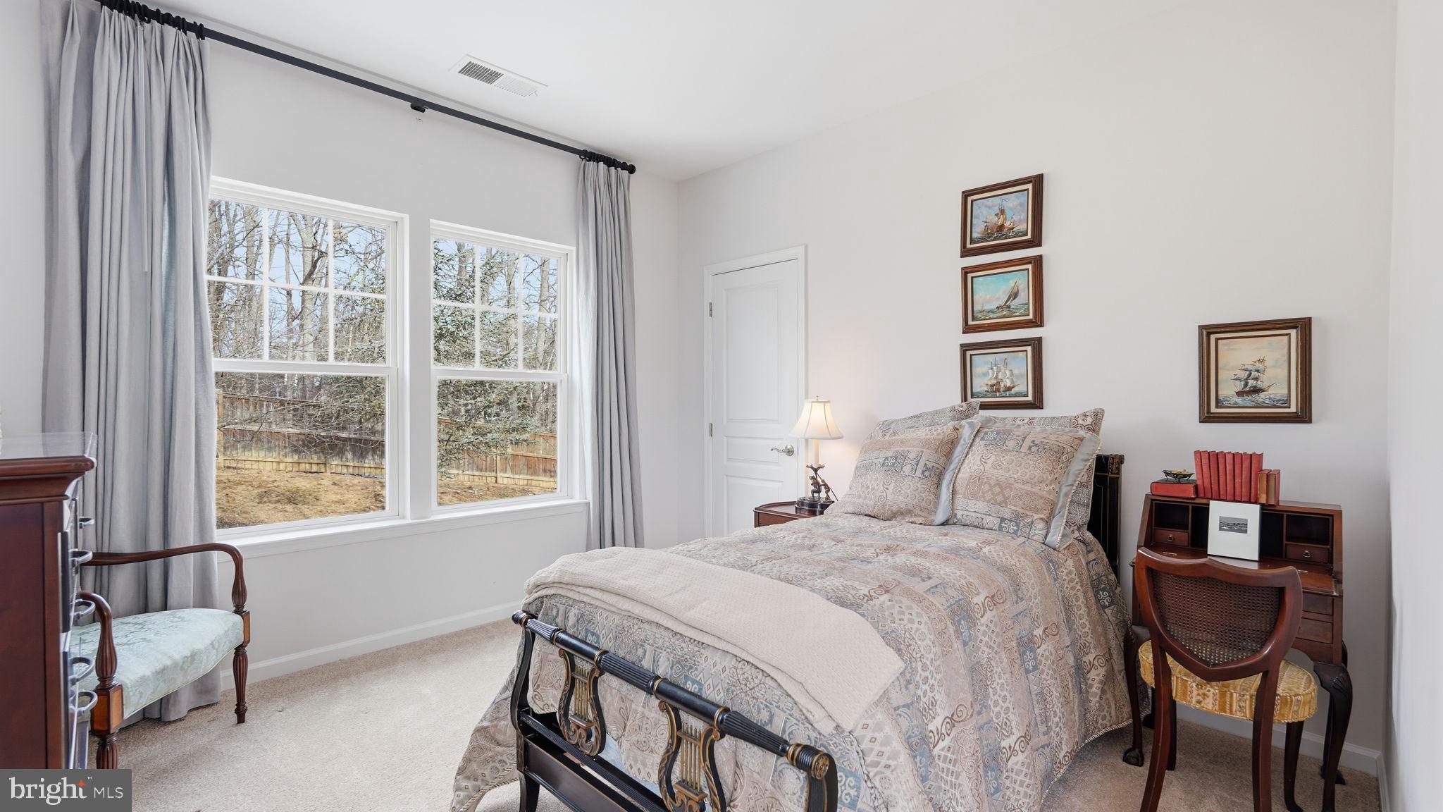 Woodbridge, Virginia, 22192, United States, 4 Bedrooms Bedrooms, ,4 BathroomsBathrooms,Residential,For Sale,2005725