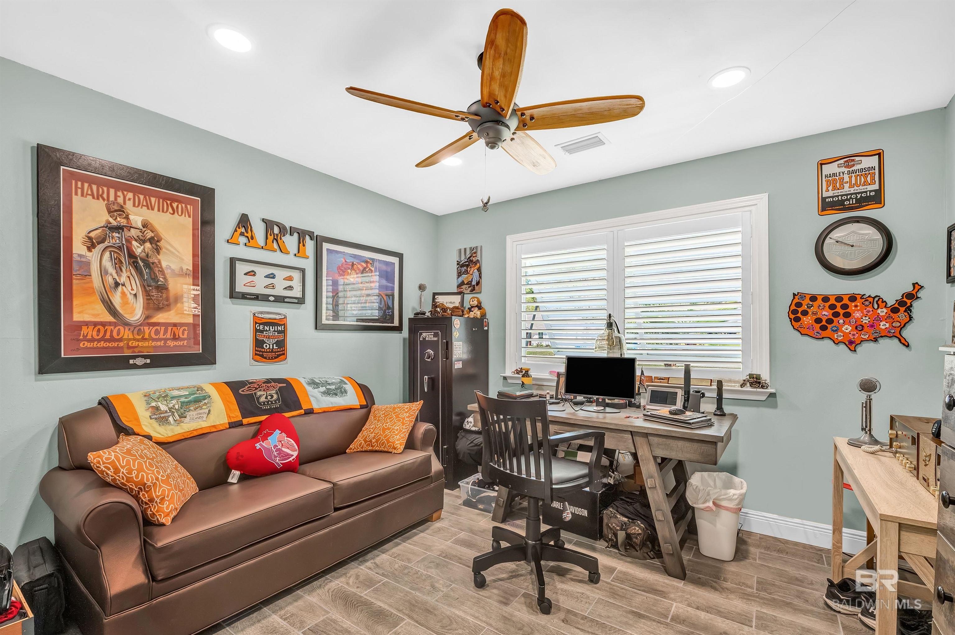 Gulf Shores, Alabama, 36542, United States, 4 Bedrooms Bedrooms, ,3 BathroomsBathrooms,Residential,For Sale,1979178