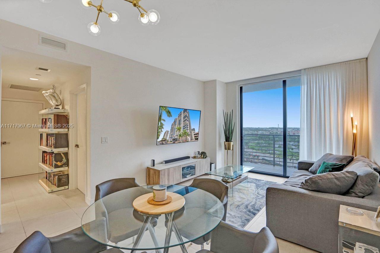 5350 NW 84th Ave Unit 901, Doral, Florida, 33166, United States, 3 Bedrooms Bedrooms, ,3 BathroomsBathrooms,Residential,For Sale,5350 NW 84th Ave Unit 901,1679043