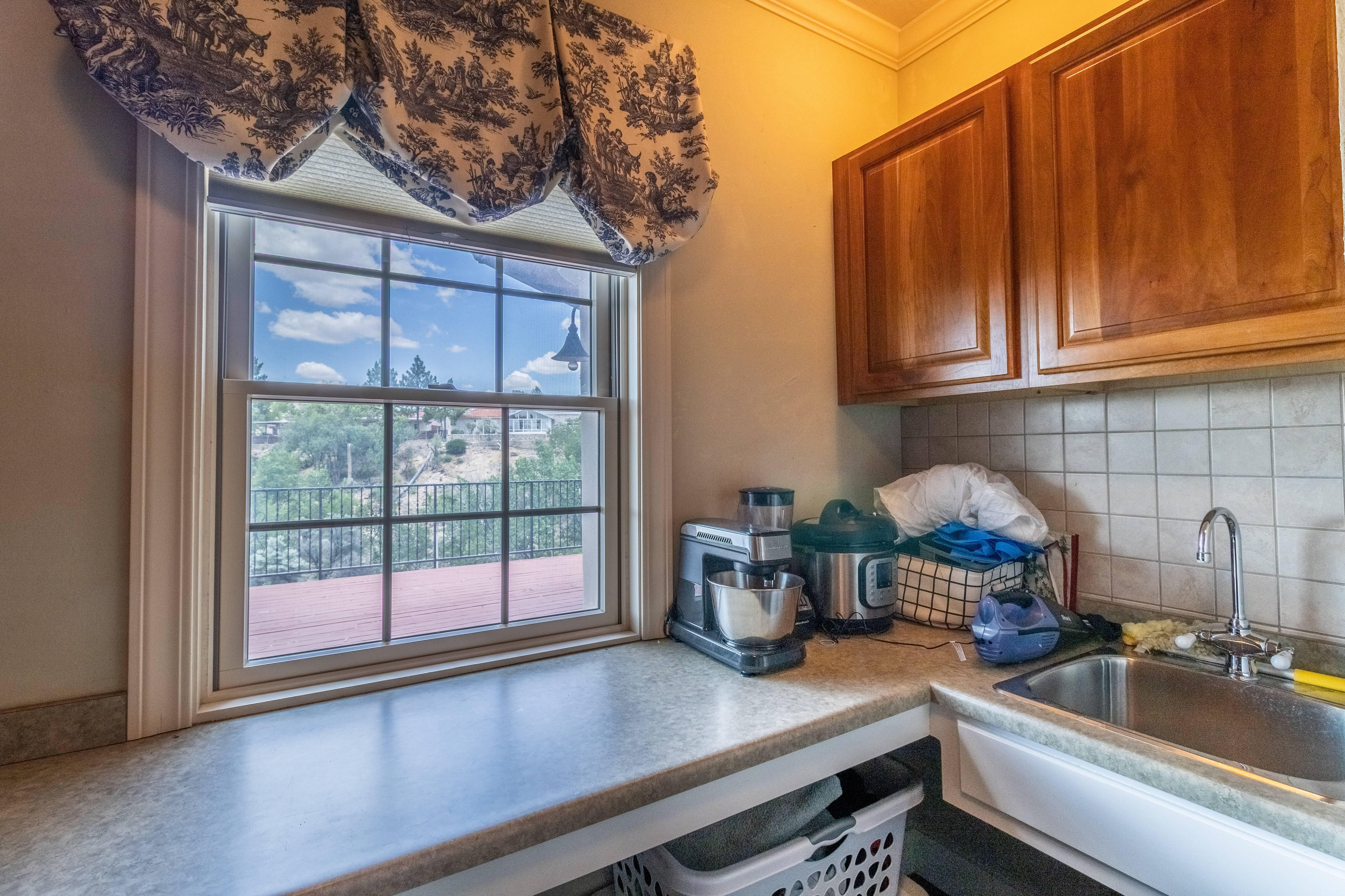 Farmington, New Mexico, 87401, United States, 4 Bedrooms Bedrooms, ,5 BathroomsBathrooms,Residential,For Sale,1942603