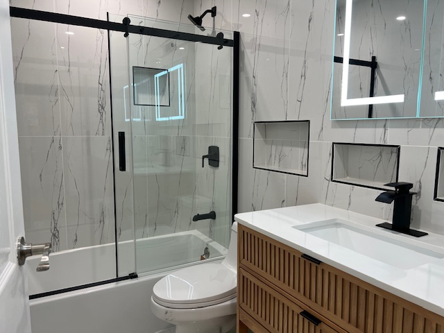 Holbrook, New York, 11741, United States, 3 Bedrooms Bedrooms, ,2 BathroomsBathrooms,Residential,For Sale,1990397