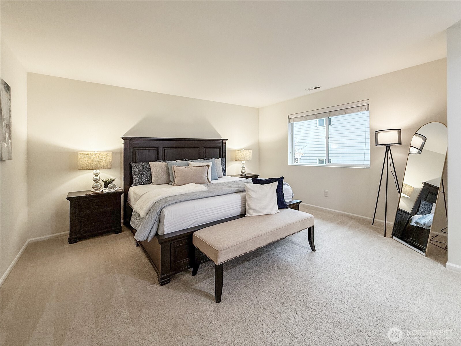 Bothell, Washington, 98012, United States, 3 Bedrooms Bedrooms, ,3 BathroomsBathrooms,Residential,For Sale,1987399