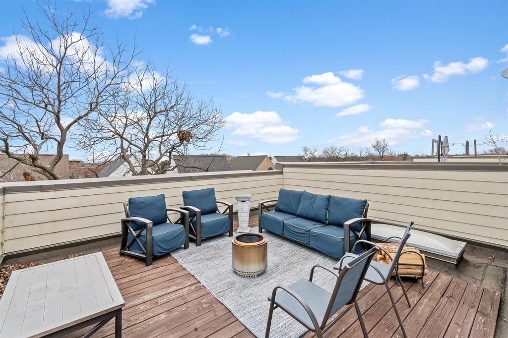 Dallas, Texas, 75219, United States, 2 Bedrooms Bedrooms, ,3 BathroomsBathrooms,Residential,For Sale,1911883