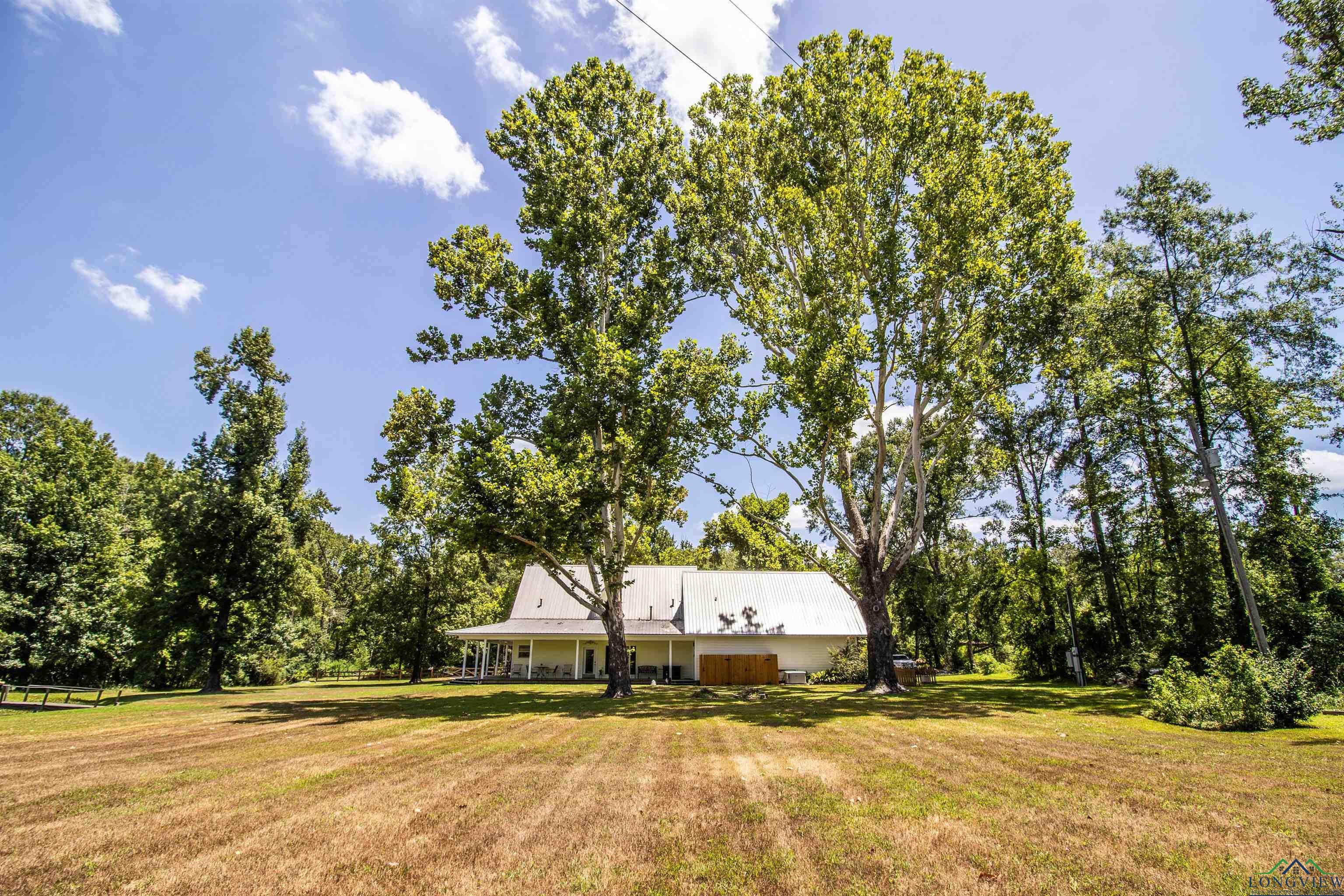De Berry, Texas, 75639, United States, 4 Bedrooms Bedrooms, ,3 BathroomsBathrooms,Residential,For Sale,1904394