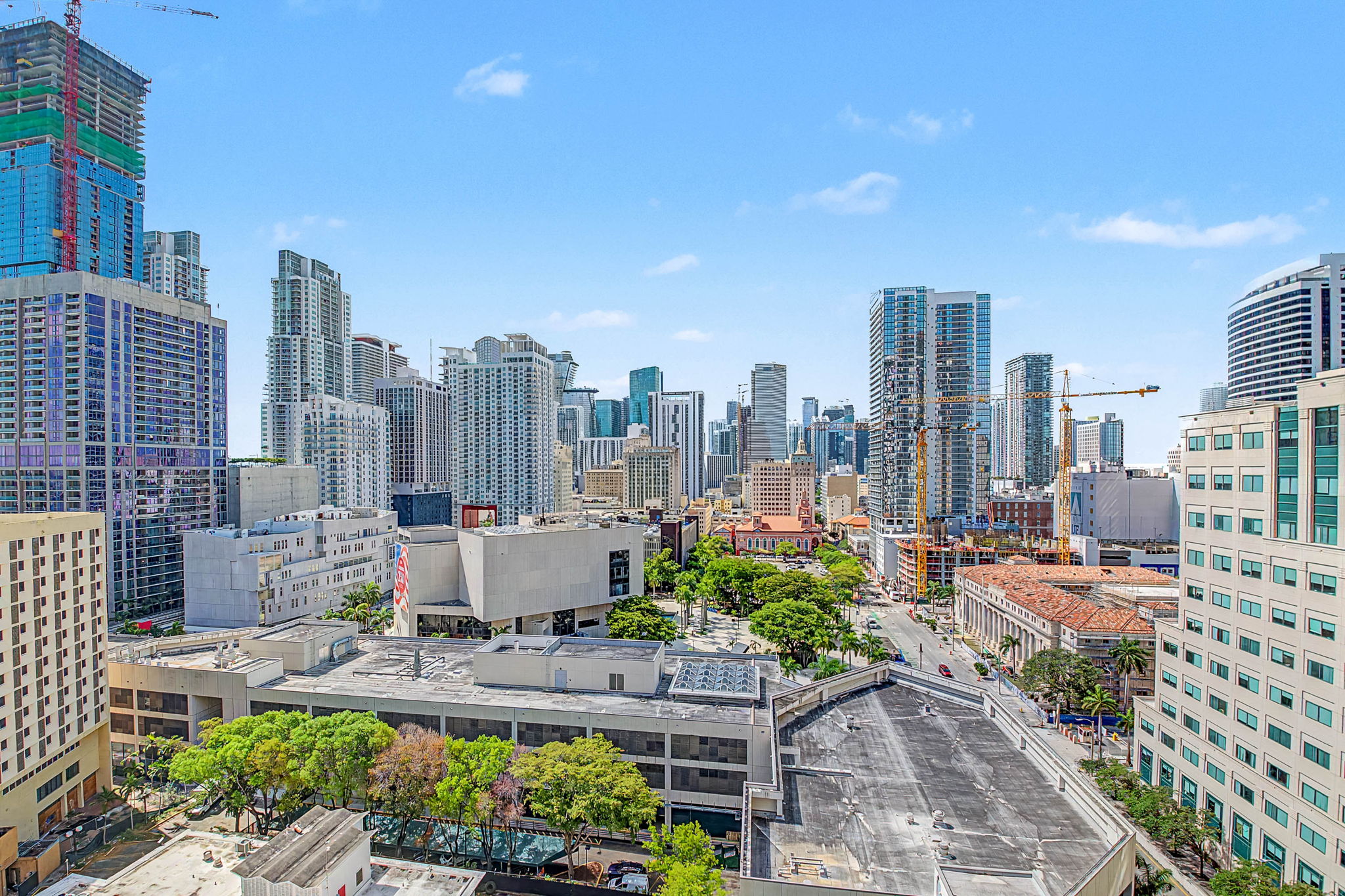  121 NE 25th St, Miami, FL, 33132 - 物件實景