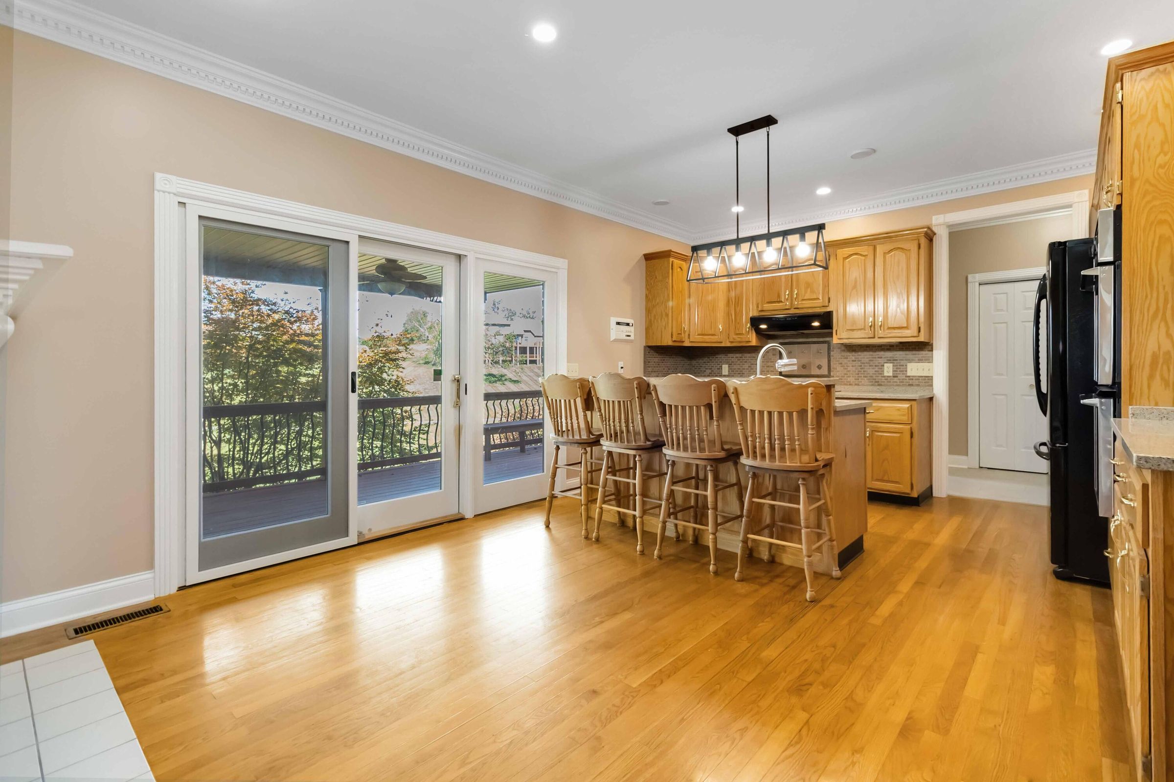 London, Kentucky, 40744, United States, 5 Bedrooms Bedrooms, ,4 BathroomsBathrooms,Residential,For Sale,2006451