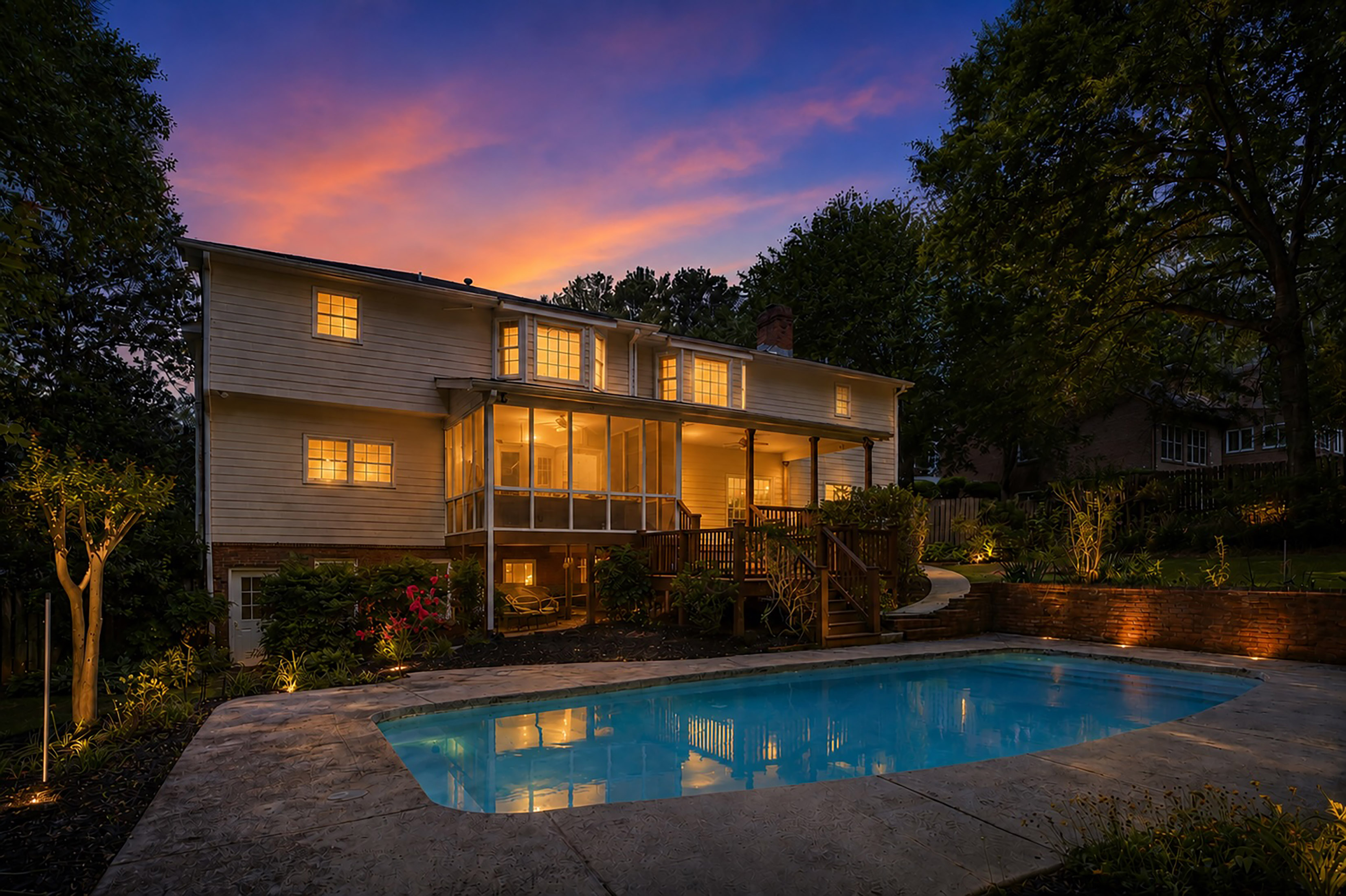  Custom-Built Brick Home with Saltwater Pool in Conyers - 物件實景