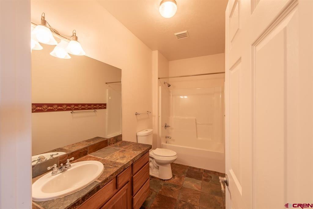 Montrose, Colorado, 81403, United States, 3 Bedrooms Bedrooms, ,2 BathroomsBathrooms,Residential,For Sale,1977225